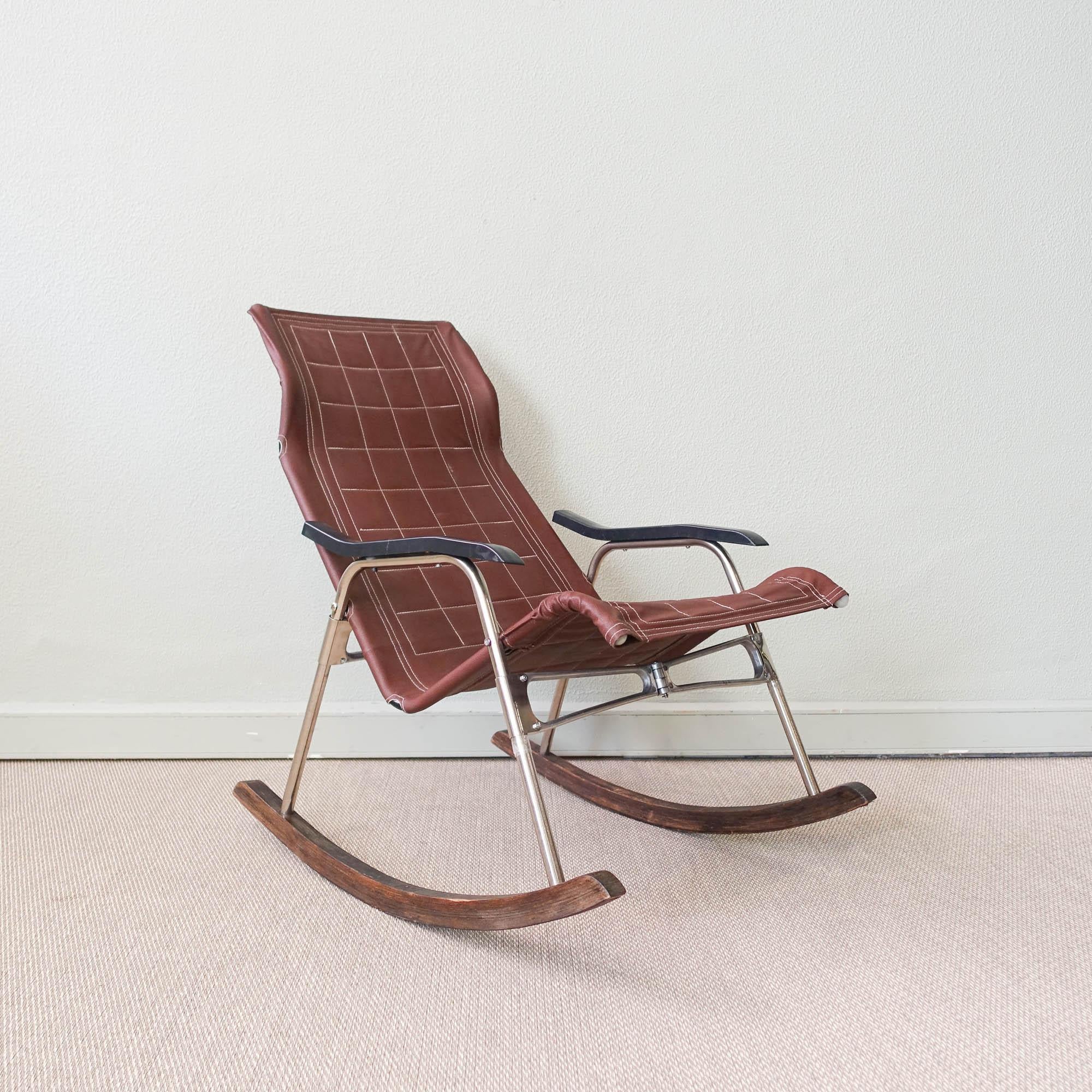 Japanese Foldable Rocking Chair by Takeshi Nii, 1950's In Good Condition For Sale In Lisboa, PT