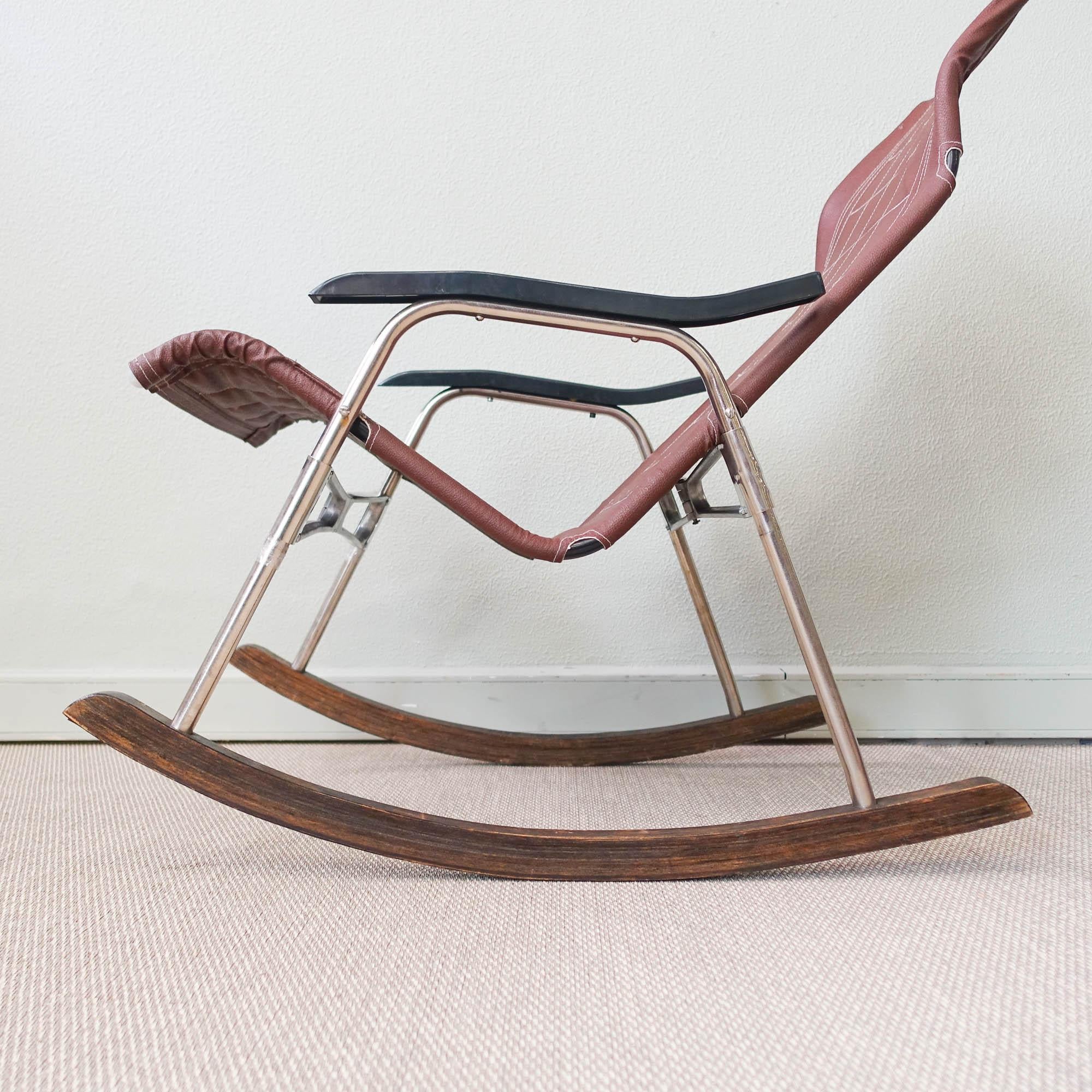 Mid-20th Century Japanese Foldable Rocking Chair by Takeshi Nii, 1950's For Sale
