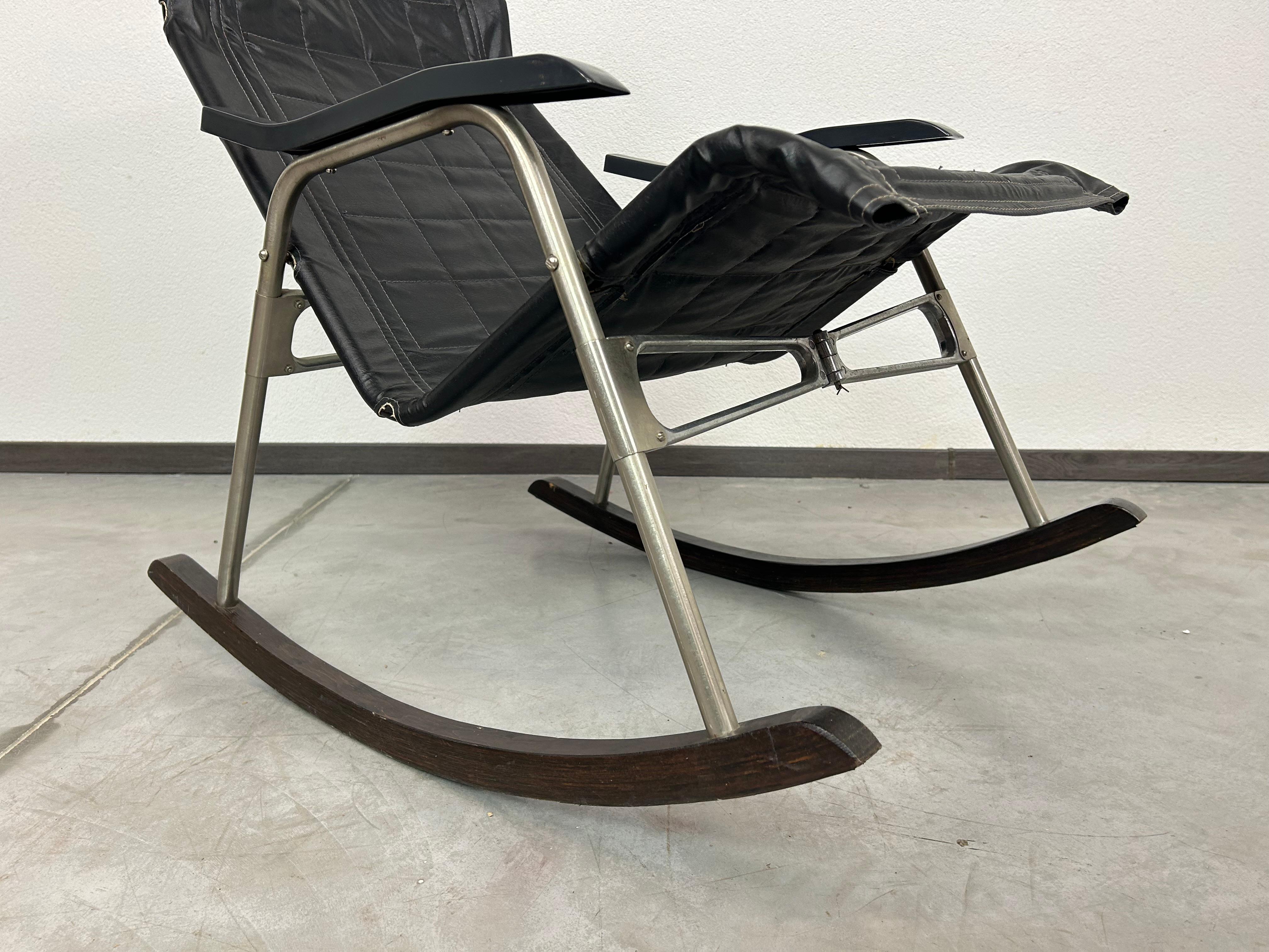 Japonais Chaise à bascule pliante japonaise de Nii Takeshi en vente