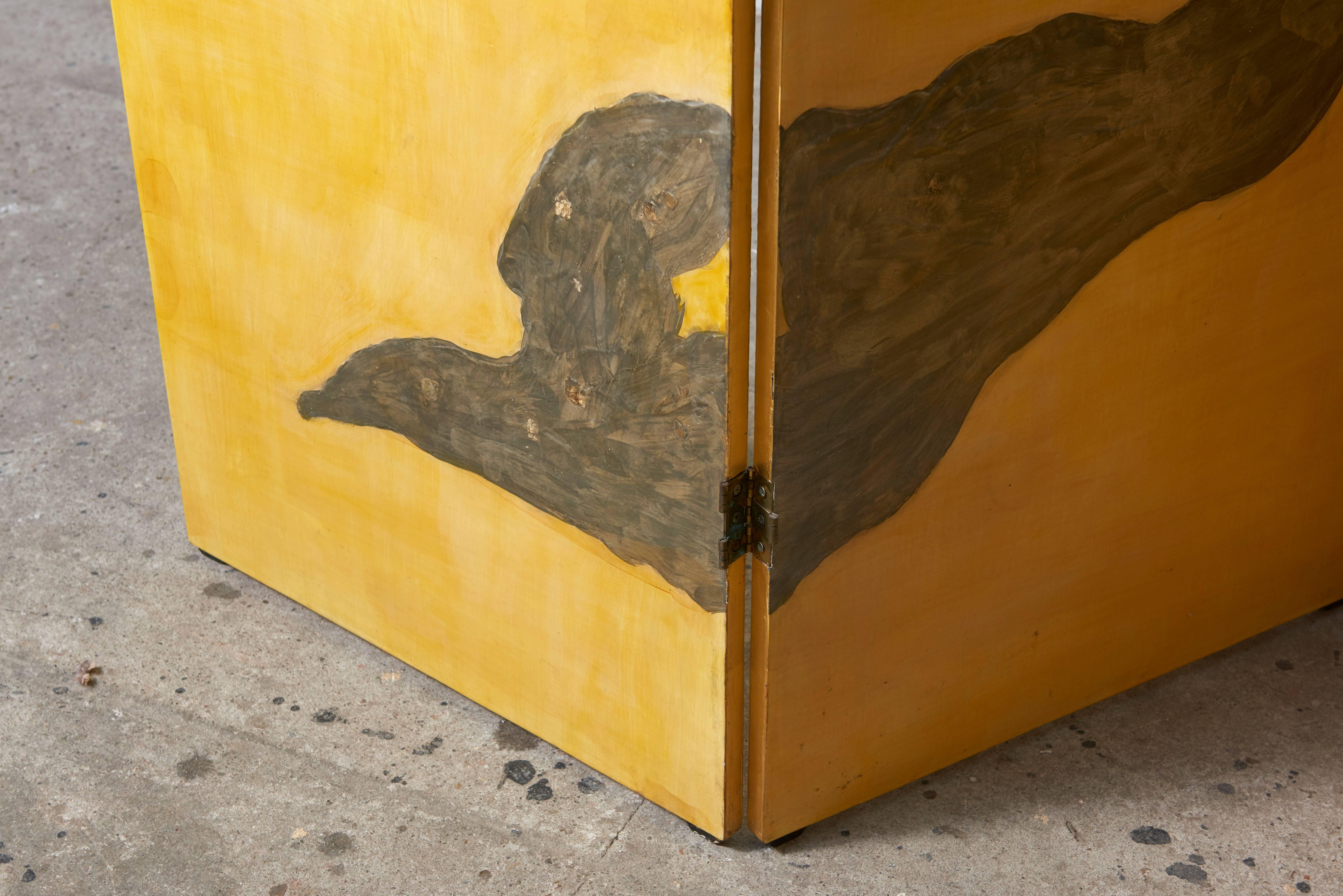 Japanese Folding Screen in Wood Decorated with a Peacock in Gold and Blue, 1980s 4