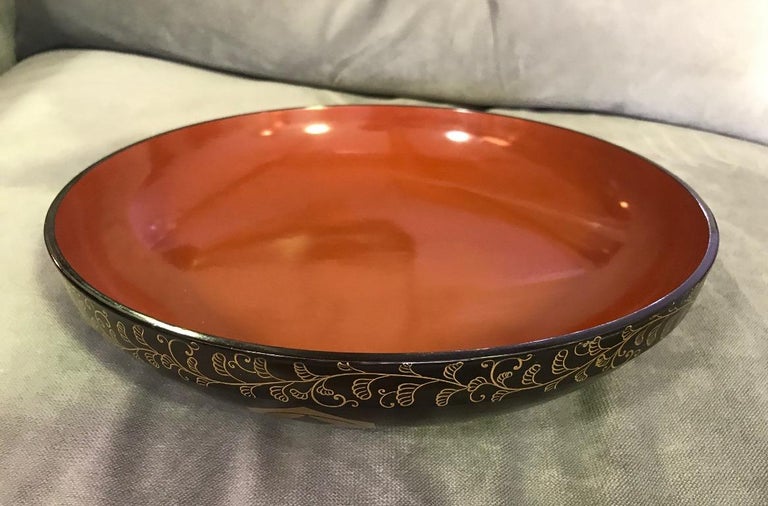 Japanese Footed Black Red Lacquer Bowl or Box with Lid and Gold