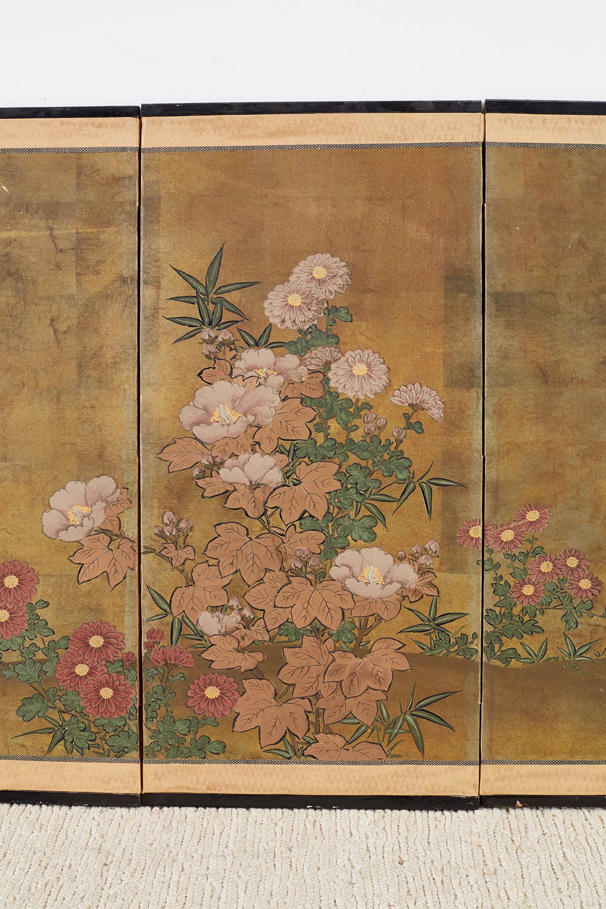 Japanese Four-Panel Flowers of Autumn Byobu Screen In Good Condition In Rio Vista, CA