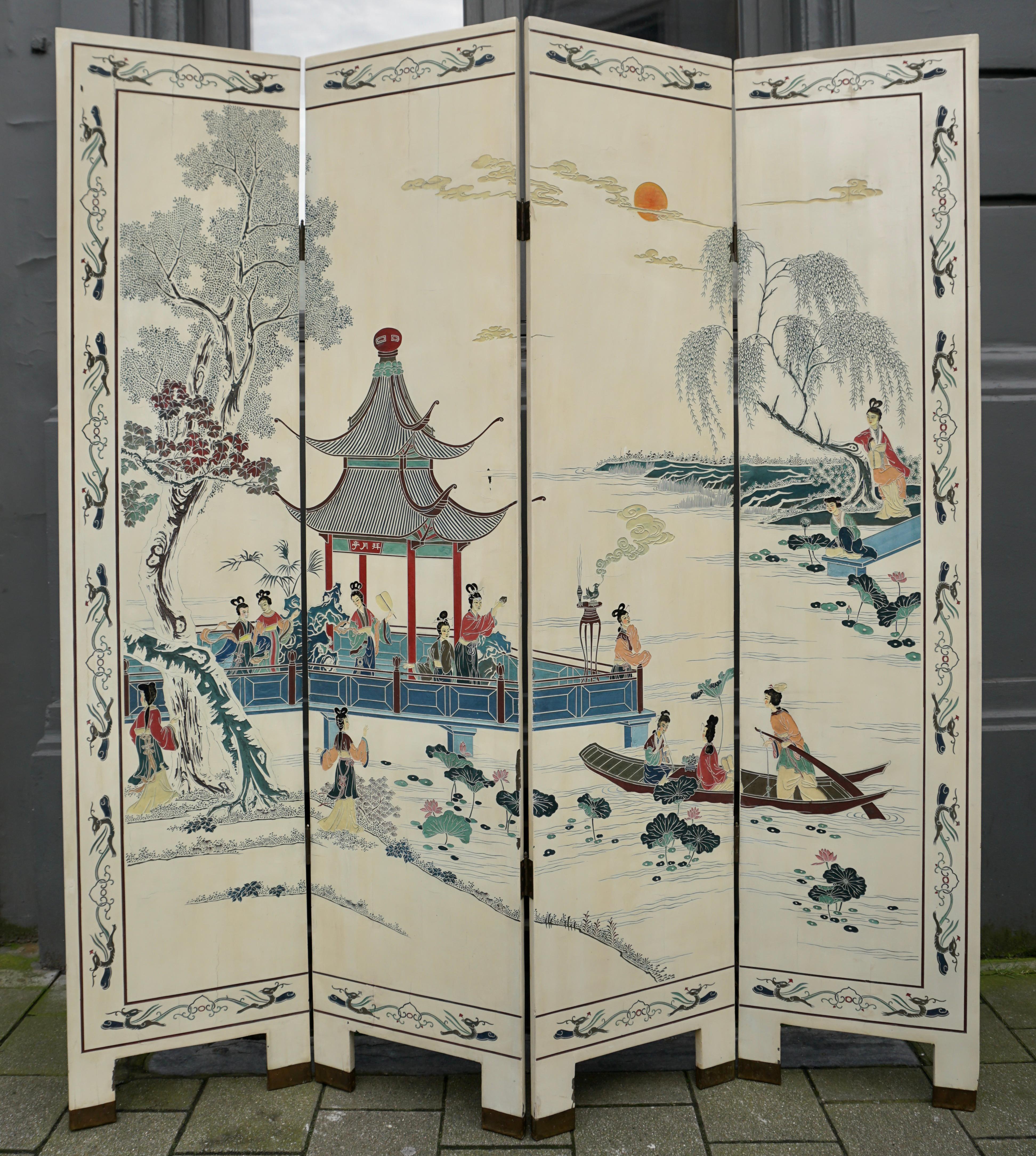 Chinese coromandel four-panel screen featuring a pavilion with figures engaged in leisurely activities.

Captivating Chinese four-panel screen featuring an idyllic seascape with beauties. The lacquered panels are incised with vibrant colors with a