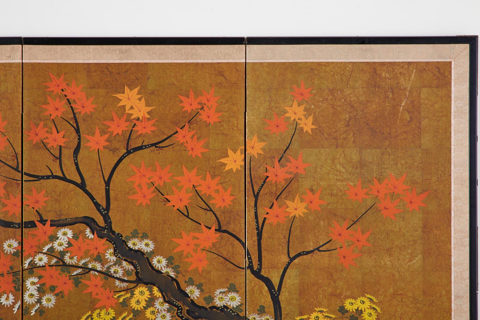 Japanese Four-Panel Showa Screen Autumn Maple and Chrysanthemums 5