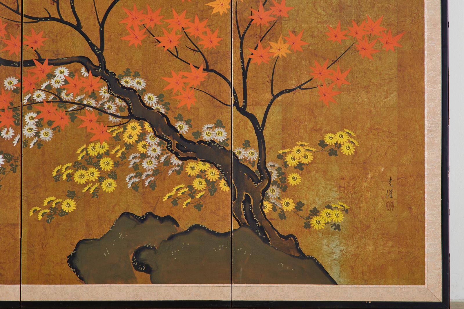 Japanese Four-Panel Showa Screen Autumn Maple and Chrysanthemums 6