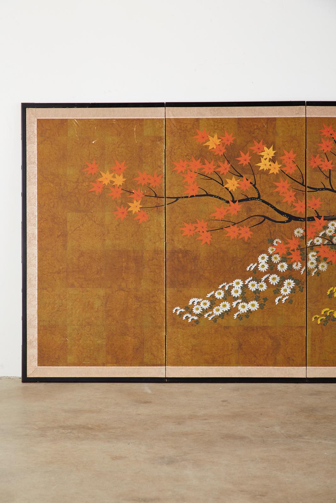 Japanese Four-Panel Showa Screen Autumn Maple and Chrysanthemums In Good Condition In Rio Vista, CA