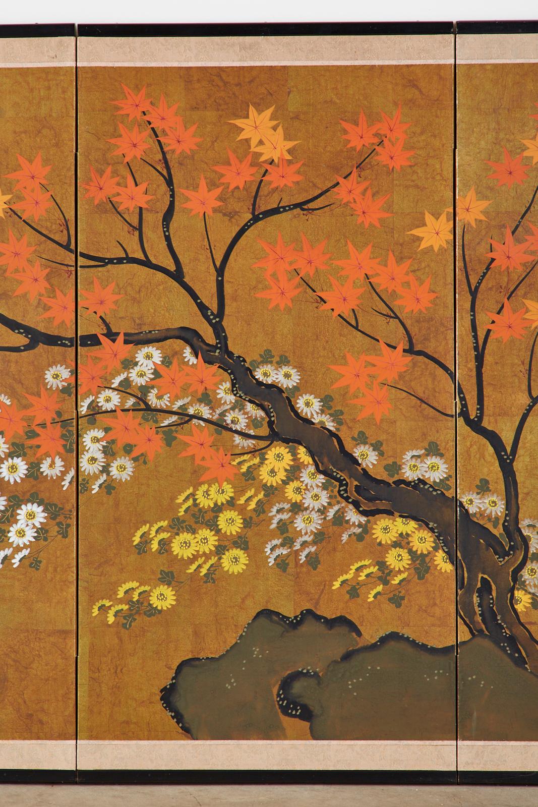 Japanese Four-Panel Showa Screen Autumn Maple and Chrysanthemums 2