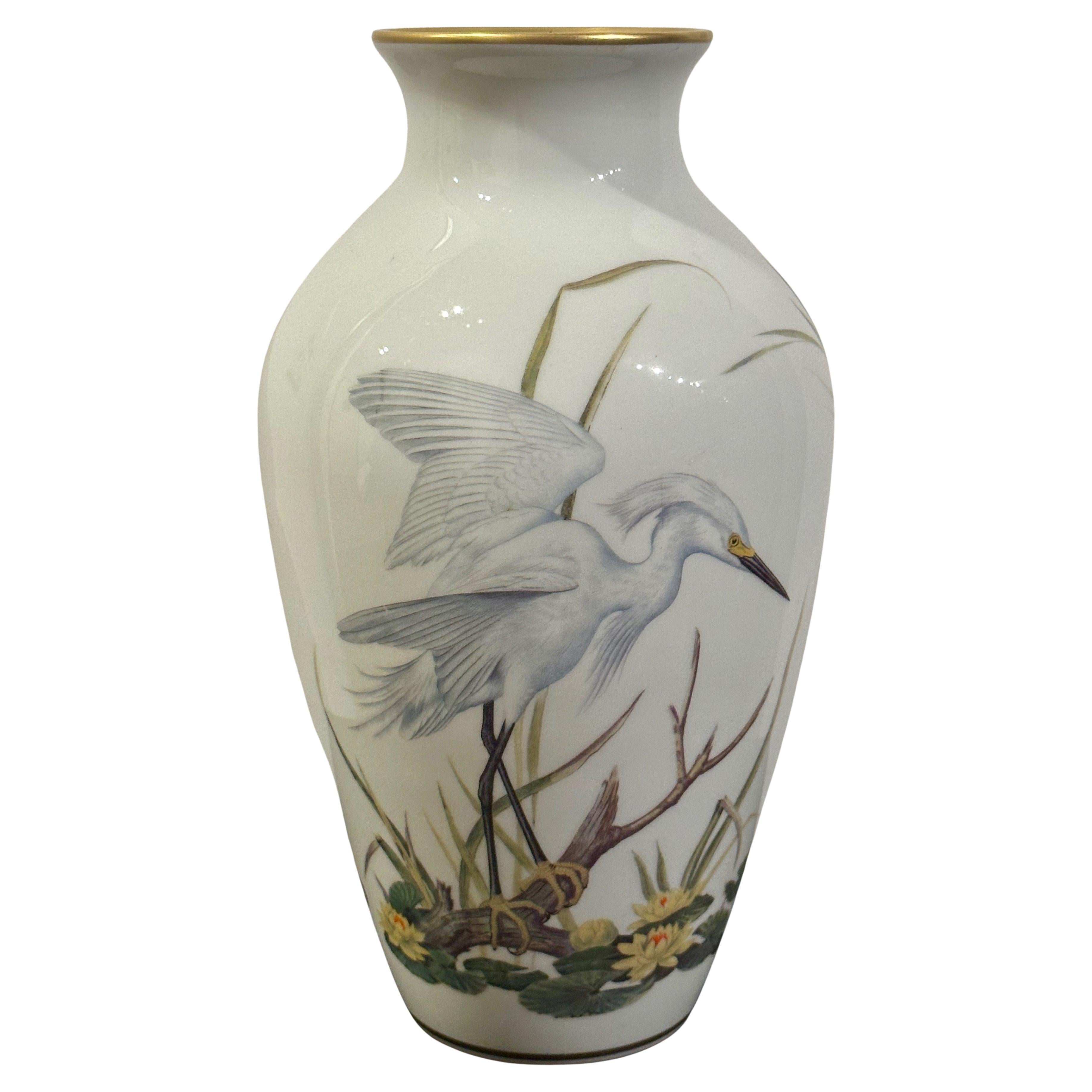 Japanese Franklin Porcelain "The Meadowland Bird" Vase by Basil Ede (1931-2016) For Sale