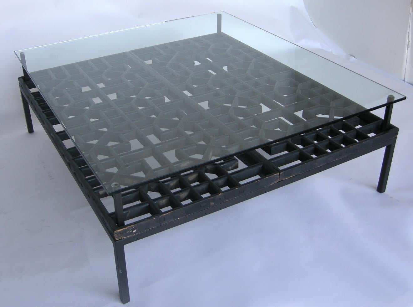 Japanese Fret Work Wooden Lattice Coffee Table with Glass Top In Good Condition In Los Angeles, CA