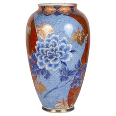 Antique Japanese Fukagawa vase