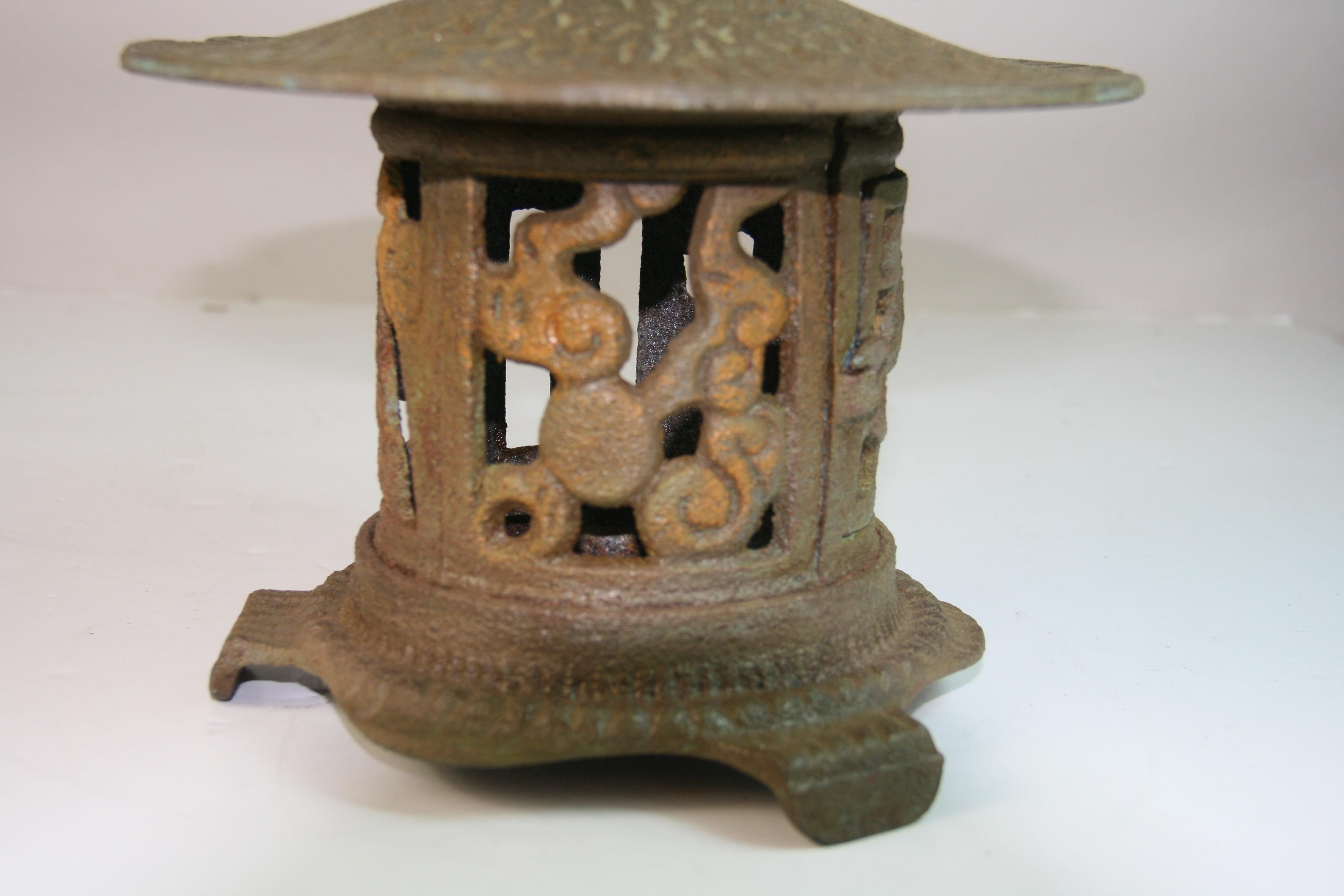 Japanese Garden Lantern 1