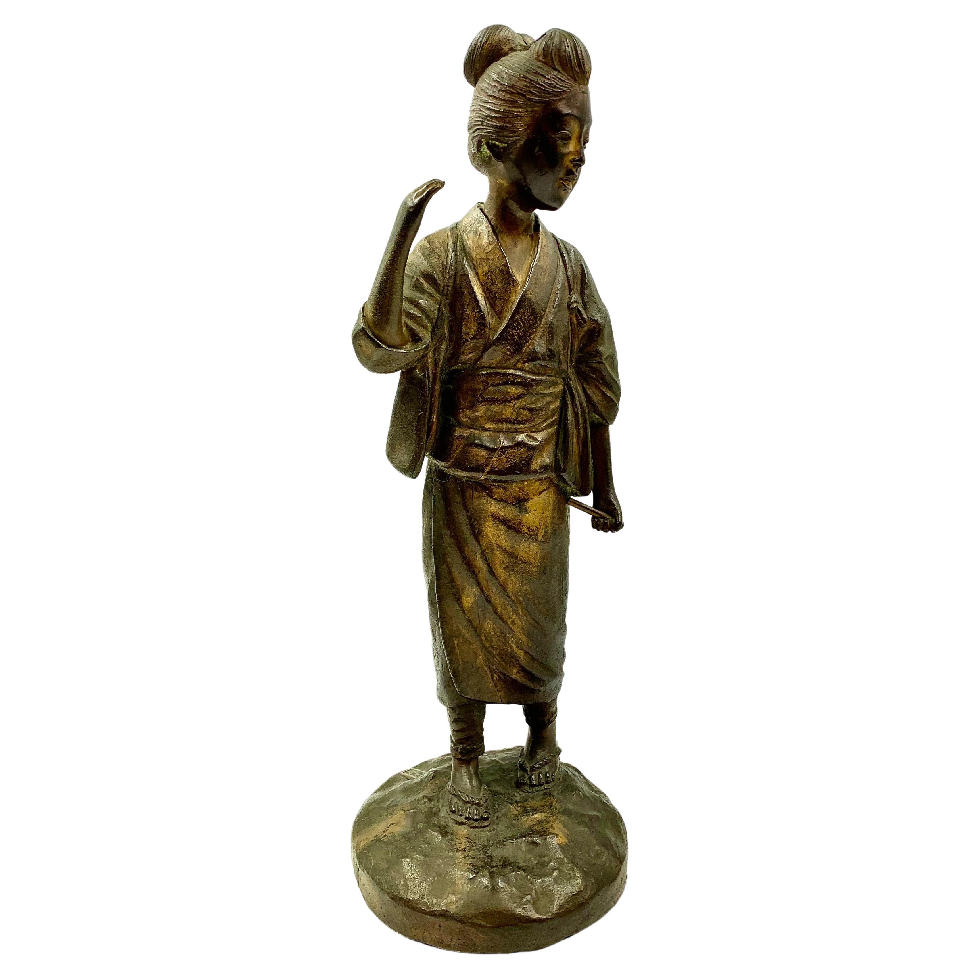 Japanese Genryusai Seiya Meiji Period Antique Patinated Bronze Geisha For Sale