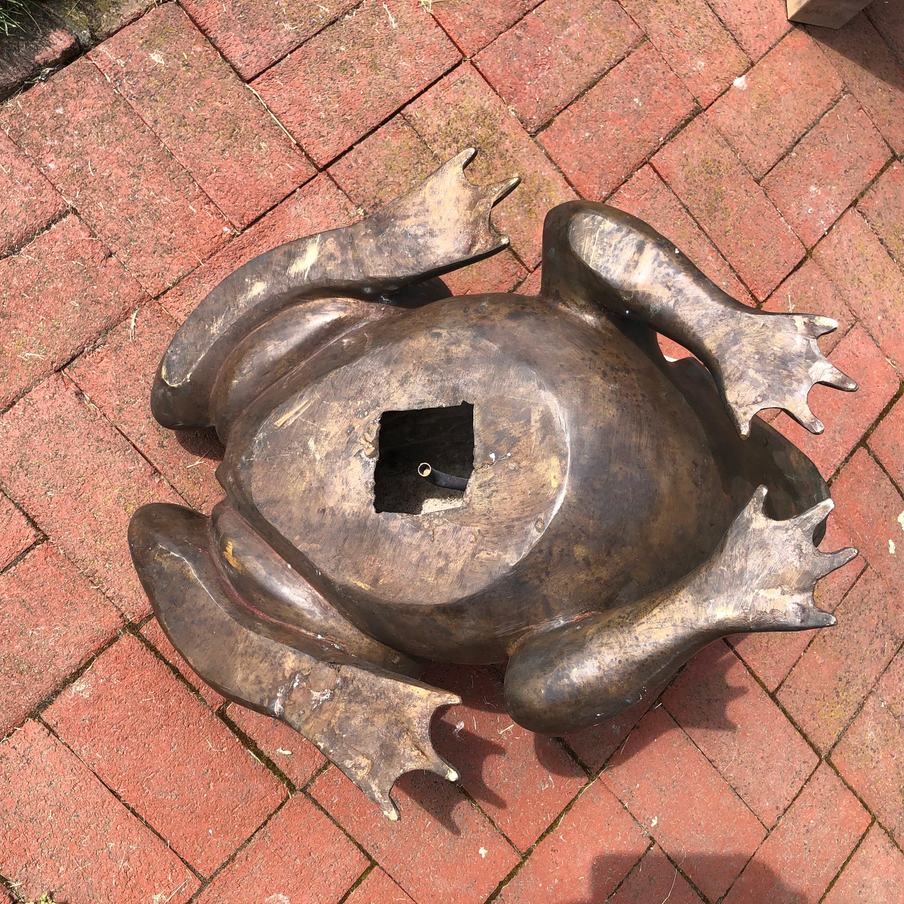 Japanese Giant Antique Bronze Garden Frog with Superb Details 8