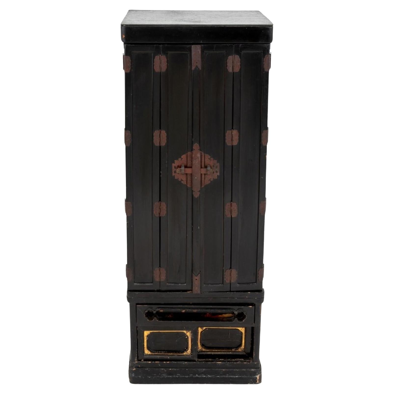 Japanese Gilt & Black Lacquered Butsudan
