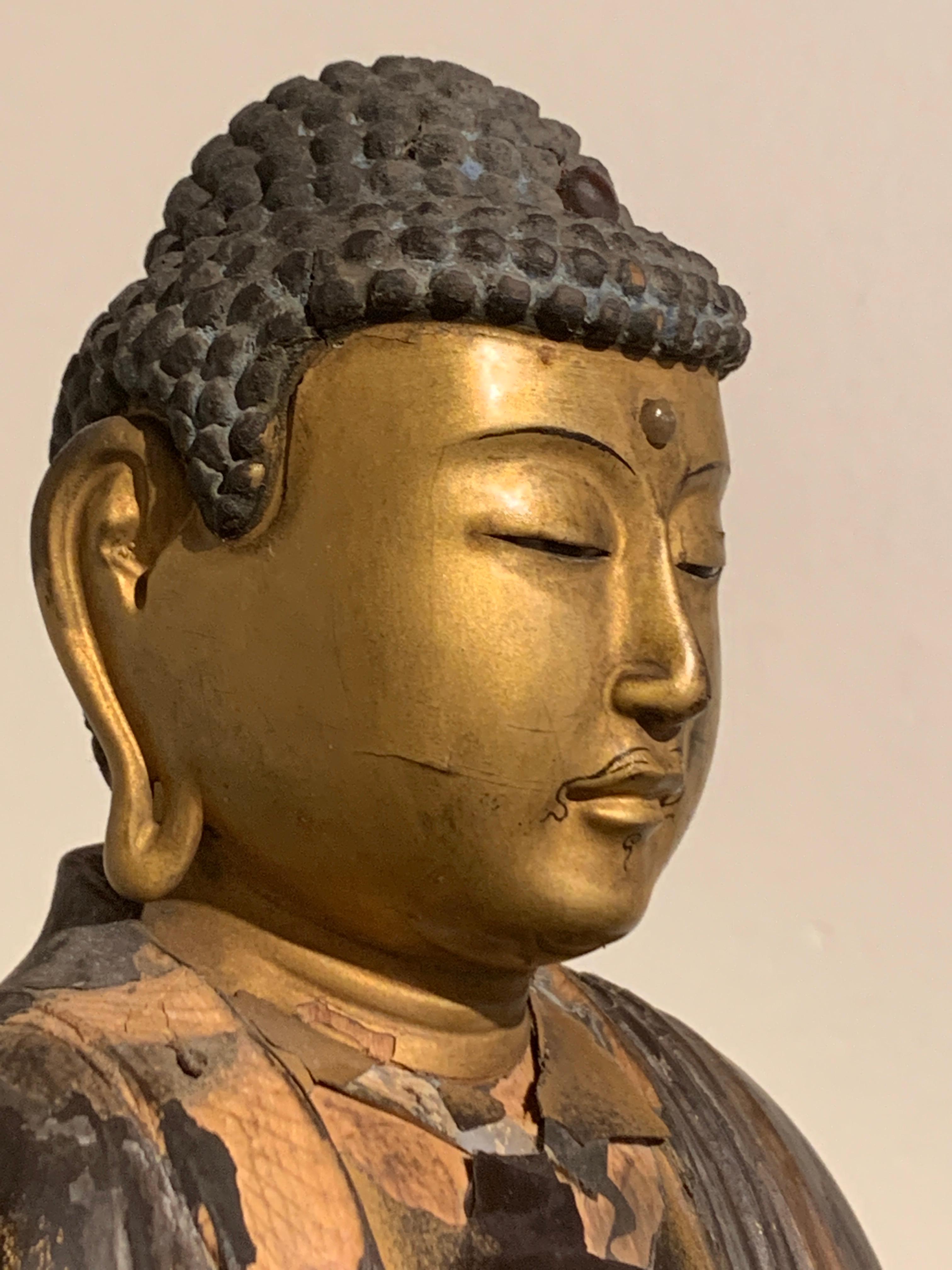 Cypress Japanese Giltwood Medicine Buddha, Yakushi Nyorai, Muromachi Period 16th Century For Sale