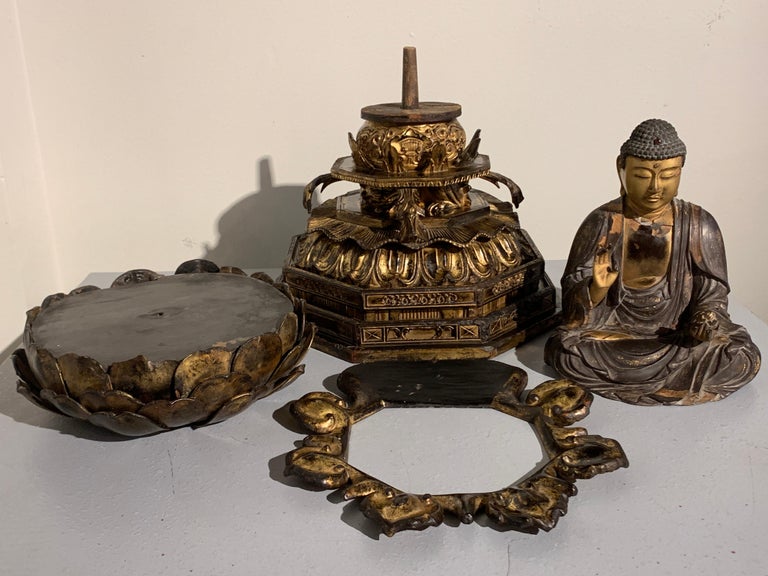 Japanese Giltwood Medicine Buddha, Yakushi Nyorai, Muromachi