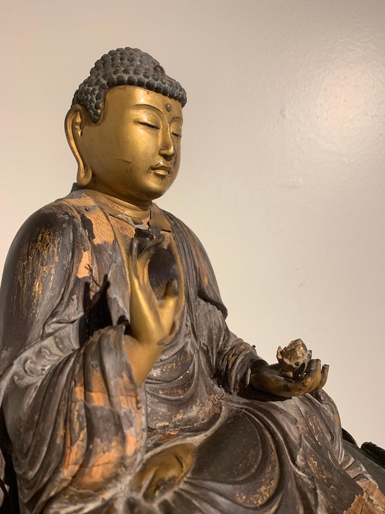 Japanese Giltwood Medicine Buddha, Yakushi Nyorai, Muromachi