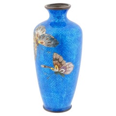 Japanische Ginbari-Cloisonné-Vase mit Schmetterlingen