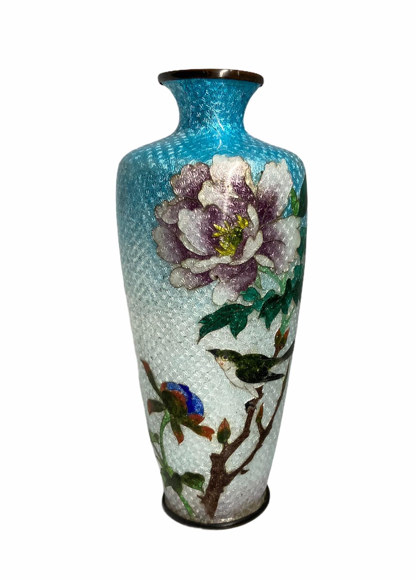 Cloissoné Japanese Ginbari Style Cloisonné Foil Vase