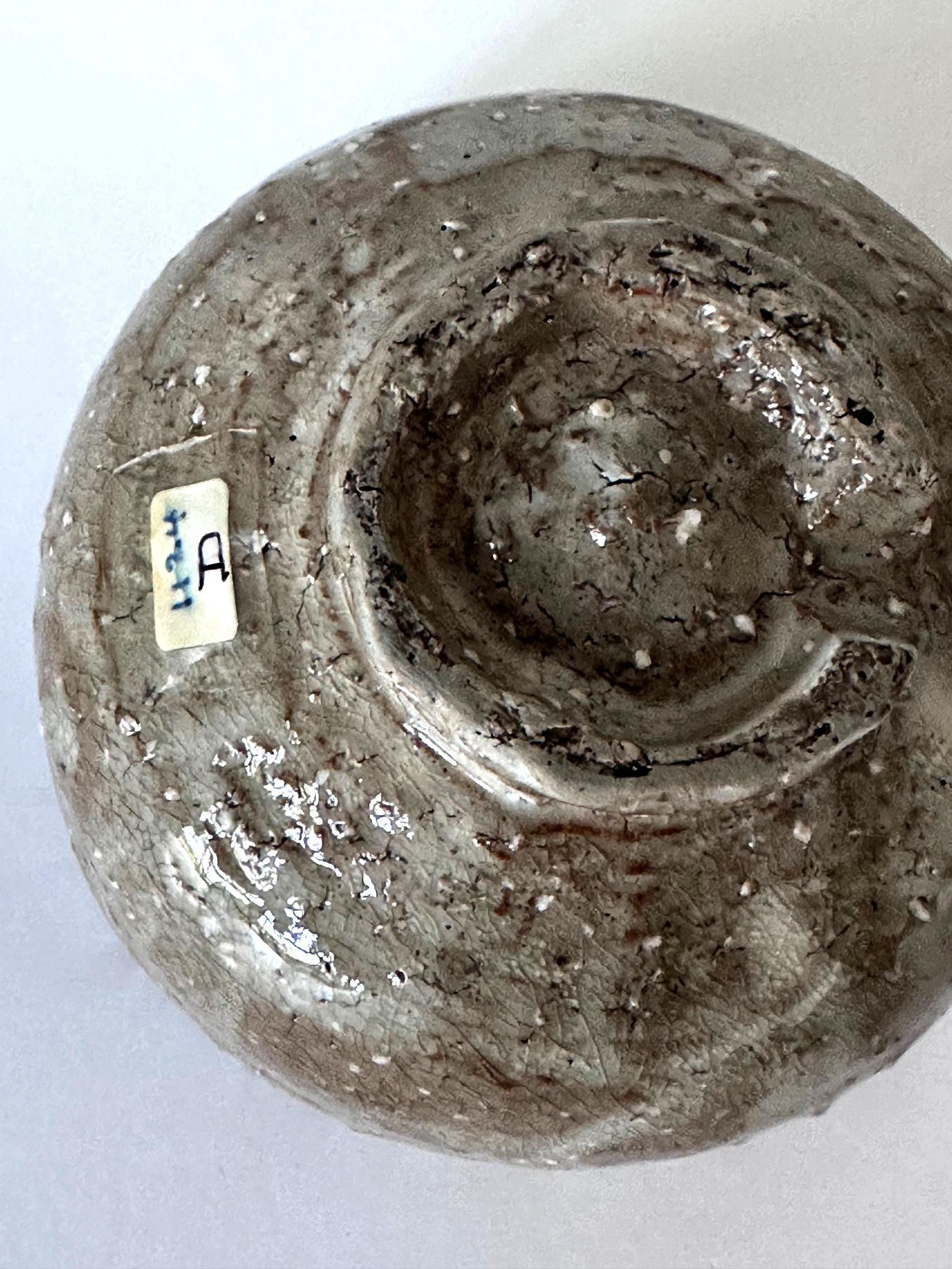 Bol à thé japonais émaillé de la période Chawan Showa Ex-Musuem en vente 2
