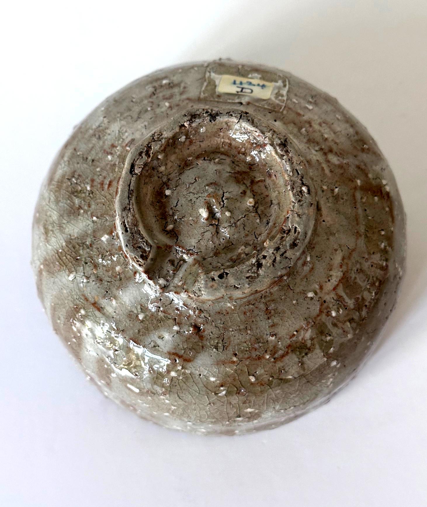 Bol à thé japonais émaillé de la période Chawan Showa Ex-Musuem en vente 3
