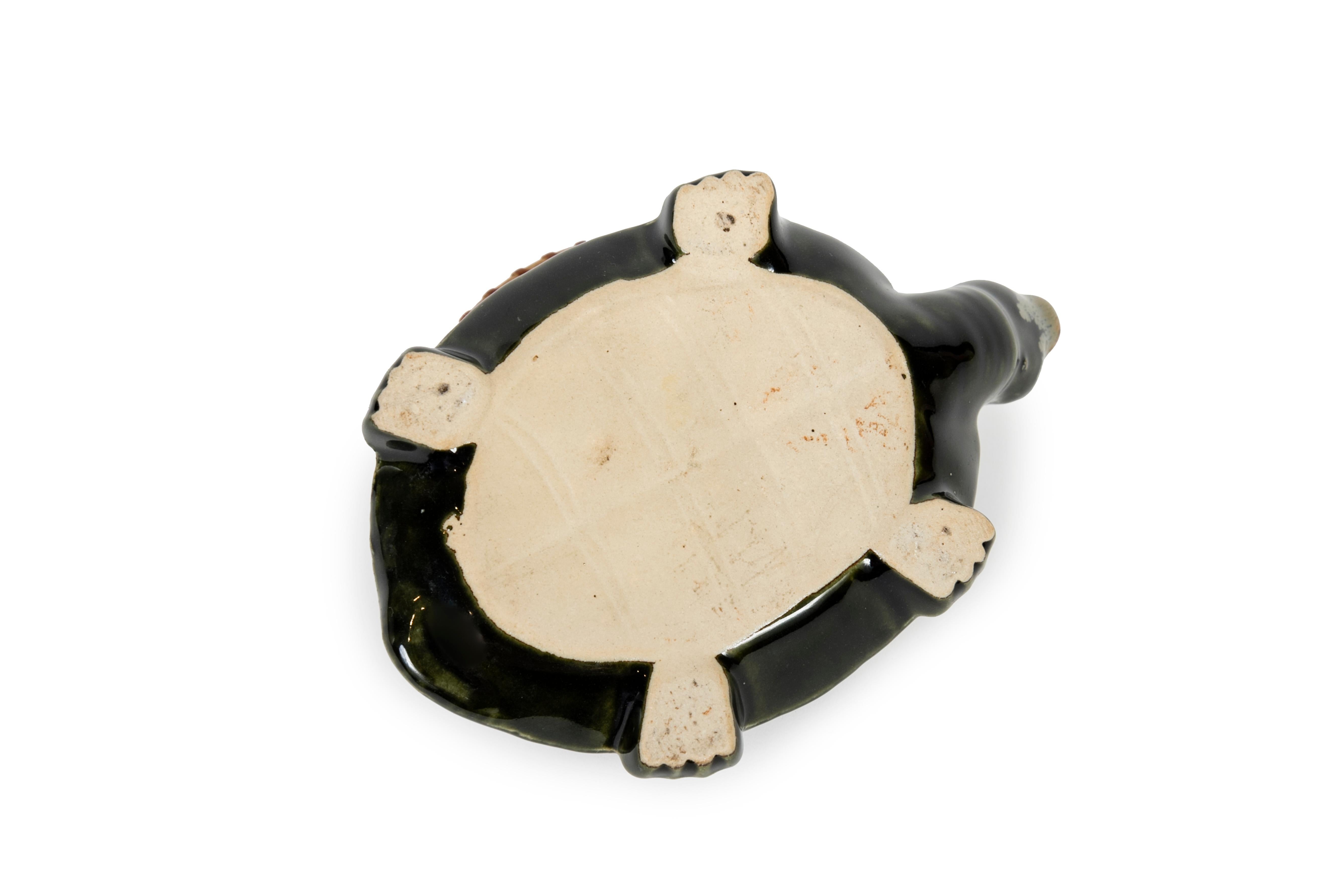 Théière japonaise en grès émaillé en forme de tortue Excellent état - En vente à PARIS, FR