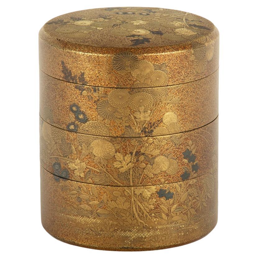 Japanese Gold Lacquer Cylindrical Box - Ju-Kobako For Sale