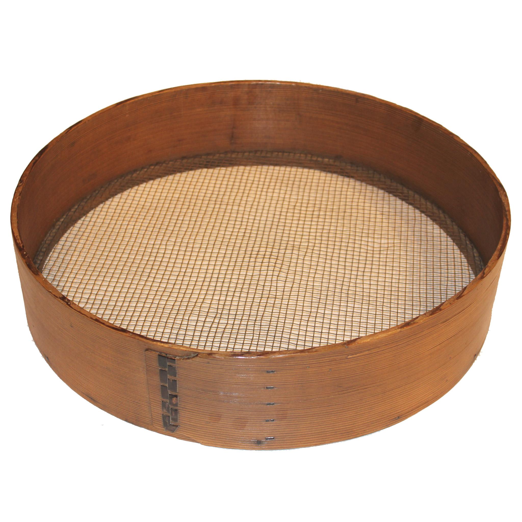 Vintage northern Japanese Taisho period grain sorting basket. Basket can be utilized as a container for flowers or accessories or hung on a wall. Kiri wood with bamboo accents and wire mesh.
