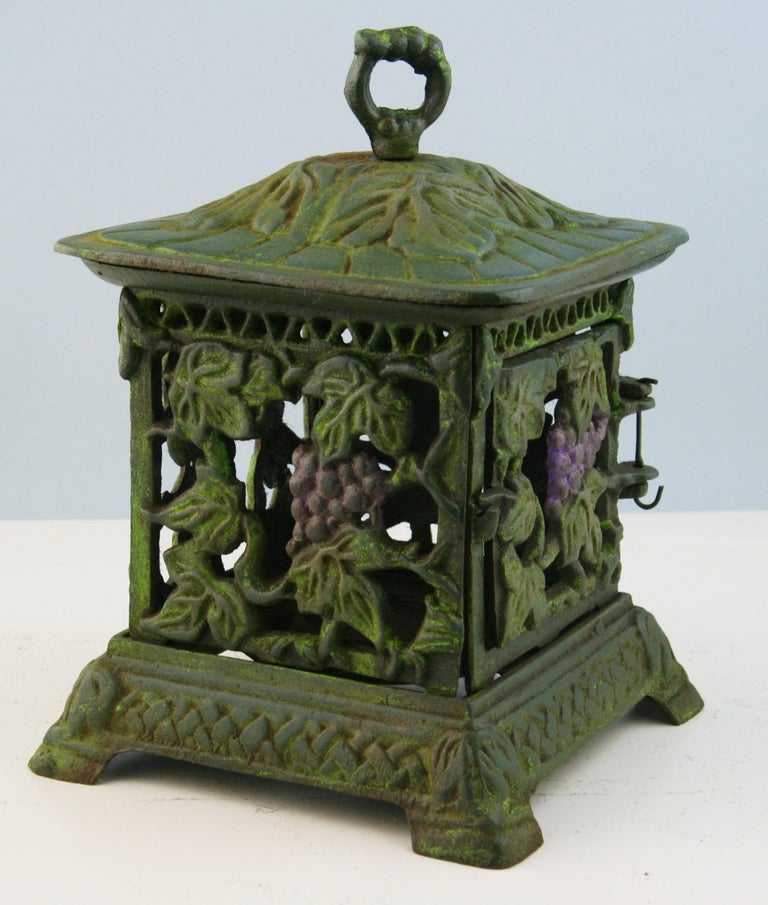 Hand-Crafted Japanese Hand Painted Grapes and Leaves Garden Lighting Lantern For Sale