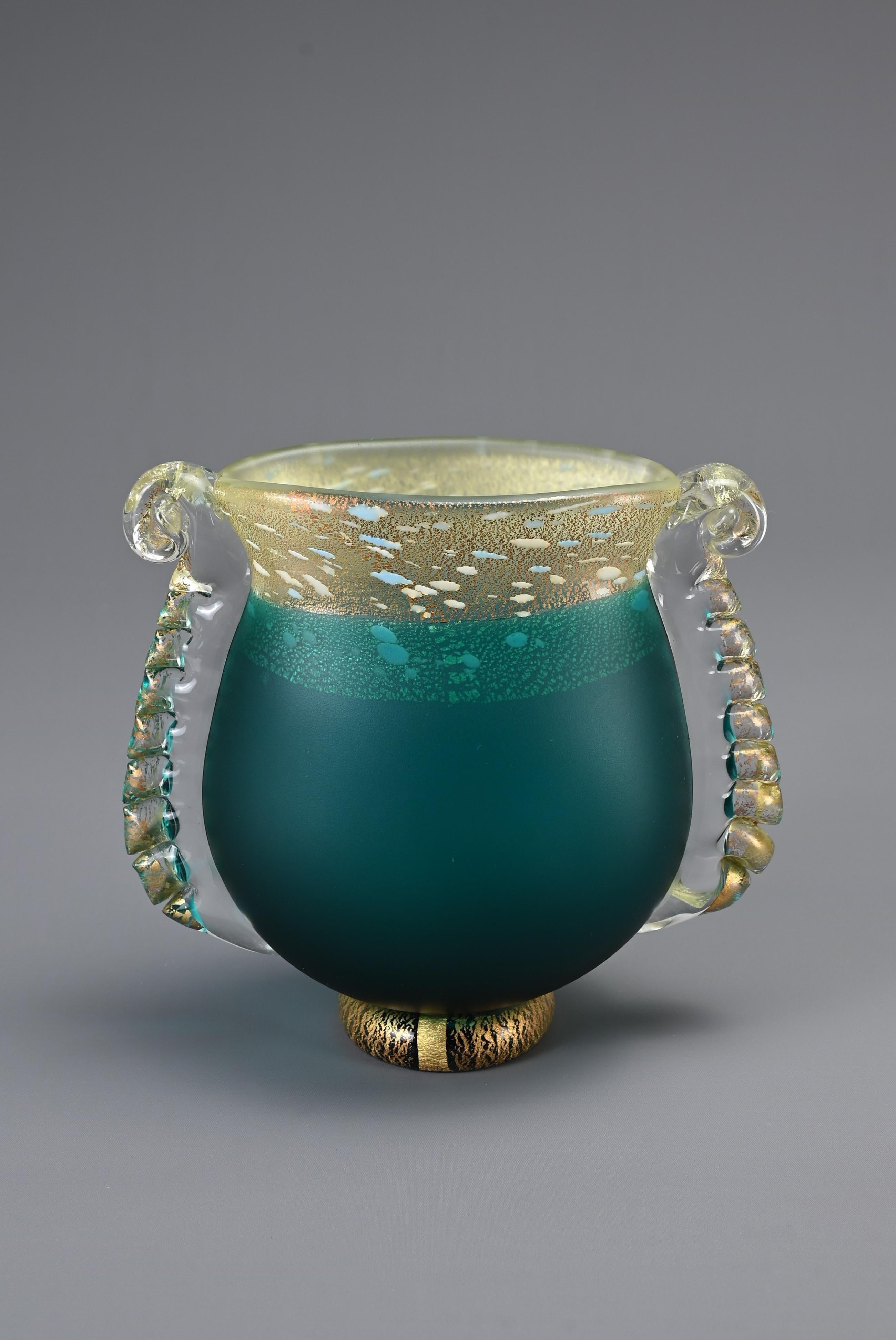 Japanische Vase aus grünem Kunstglas von Kuniaki Kuroki Heisei aus der Zeit von Kuniaki im Angebot 5