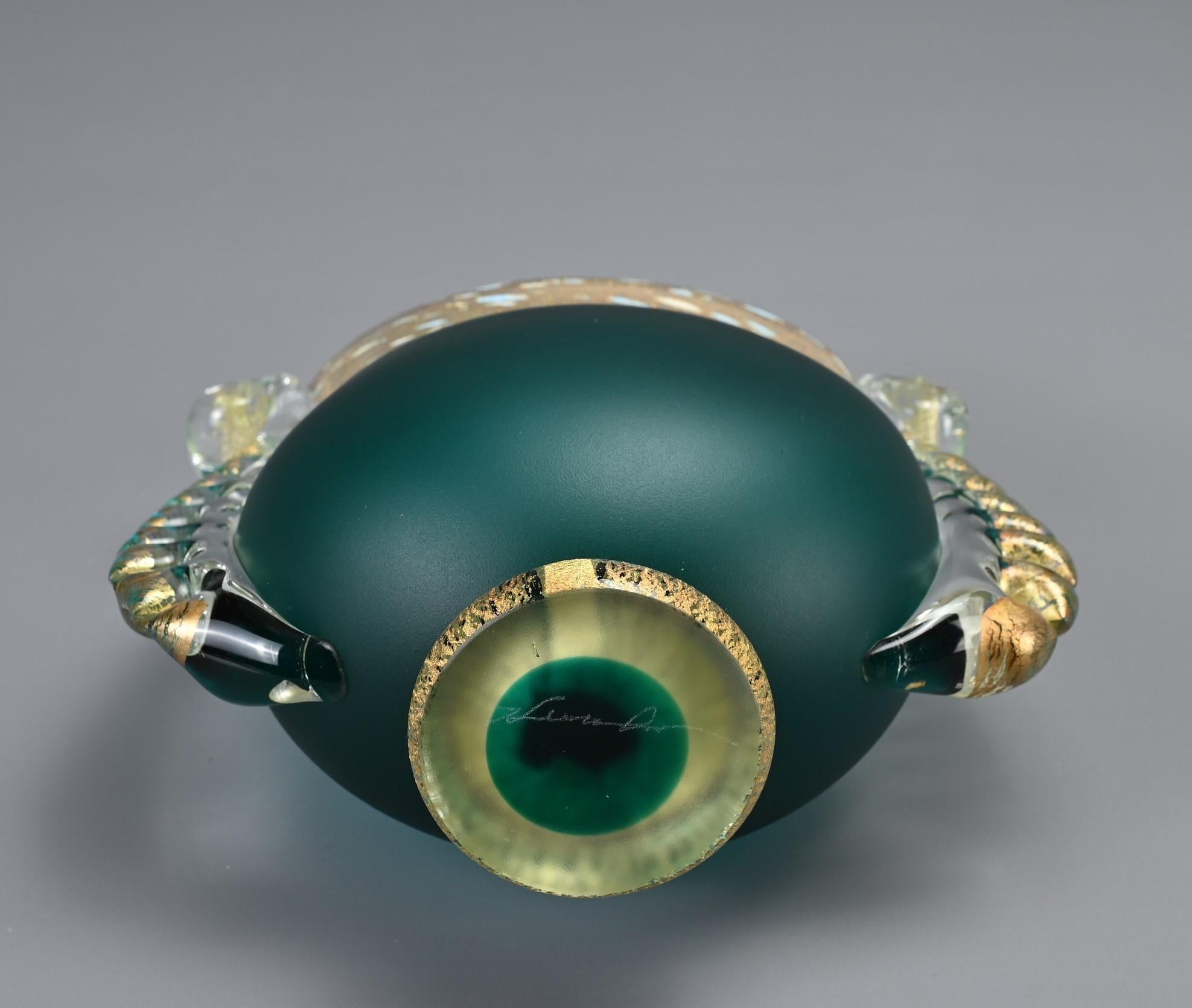 Japanische Vase aus grünem Kunstglas von Kuniaki Kuroki Heisei aus der Zeit von Kuniaki im Angebot 2