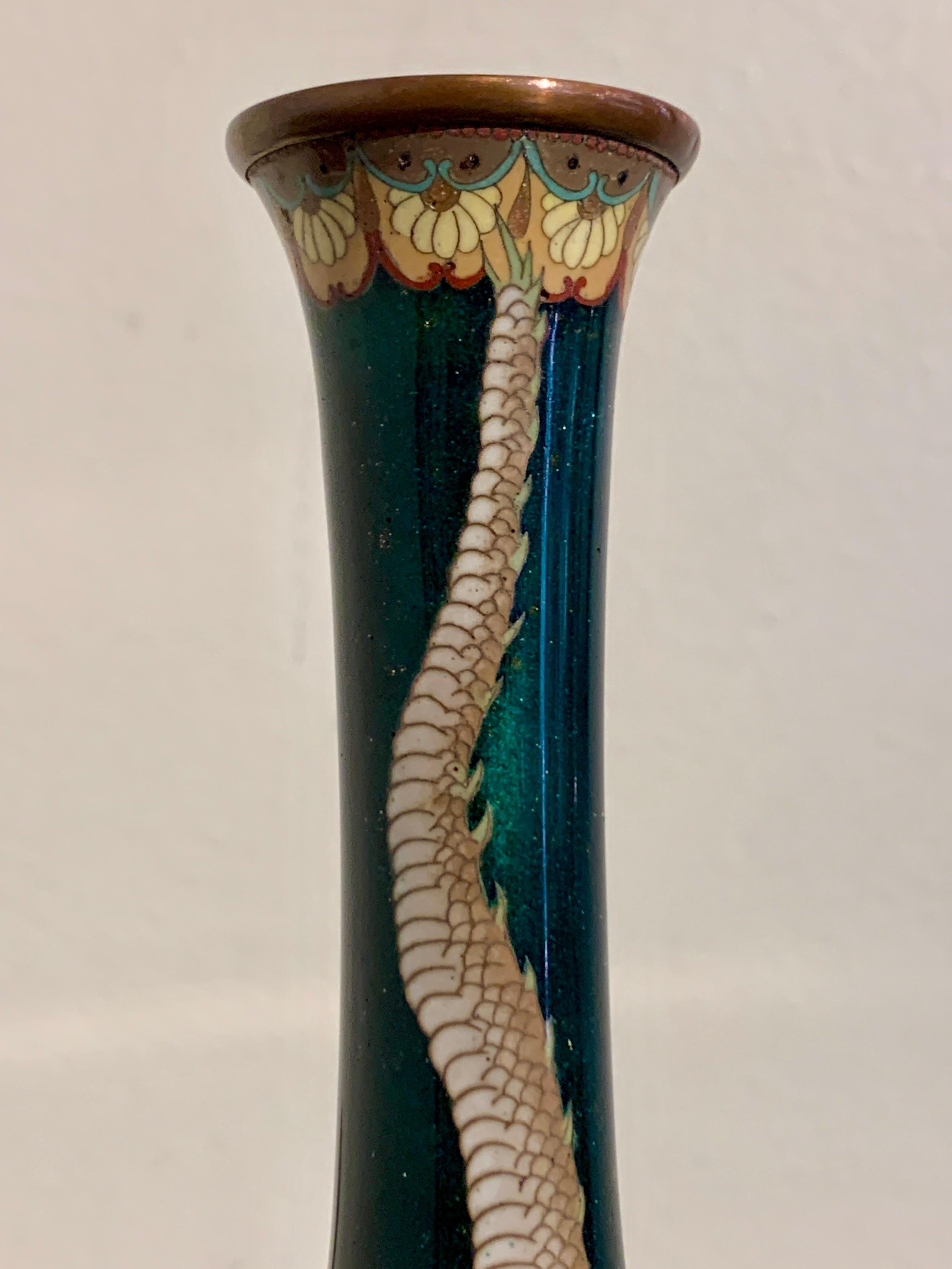 Japanese Green Cloisonne Dragon Vase, Meiji Period, Early 20th Century, Japan 1