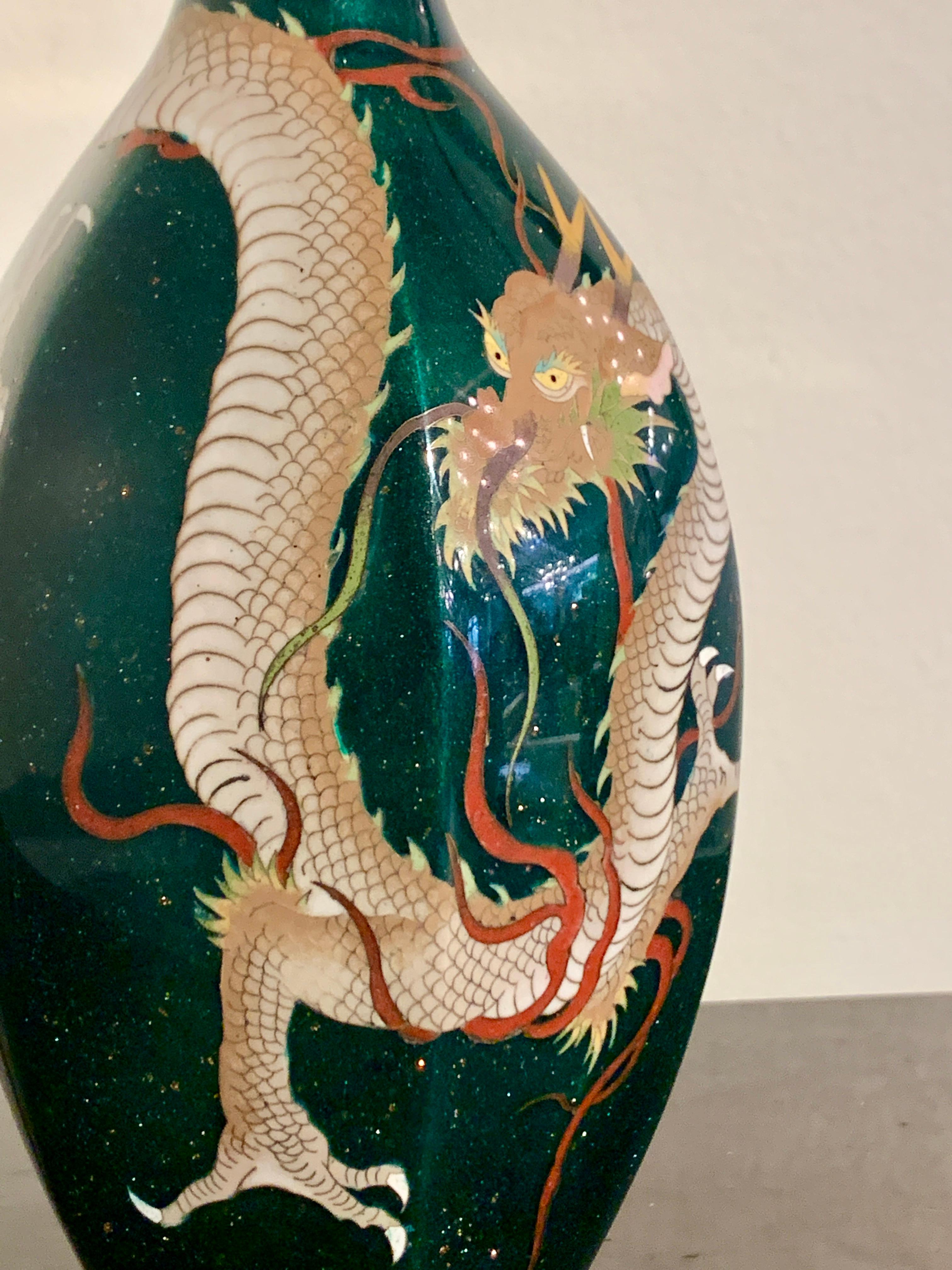 Japanese Green Cloisonne Dragon Vase, Meiji Period, Early 20th Century, Japan 4