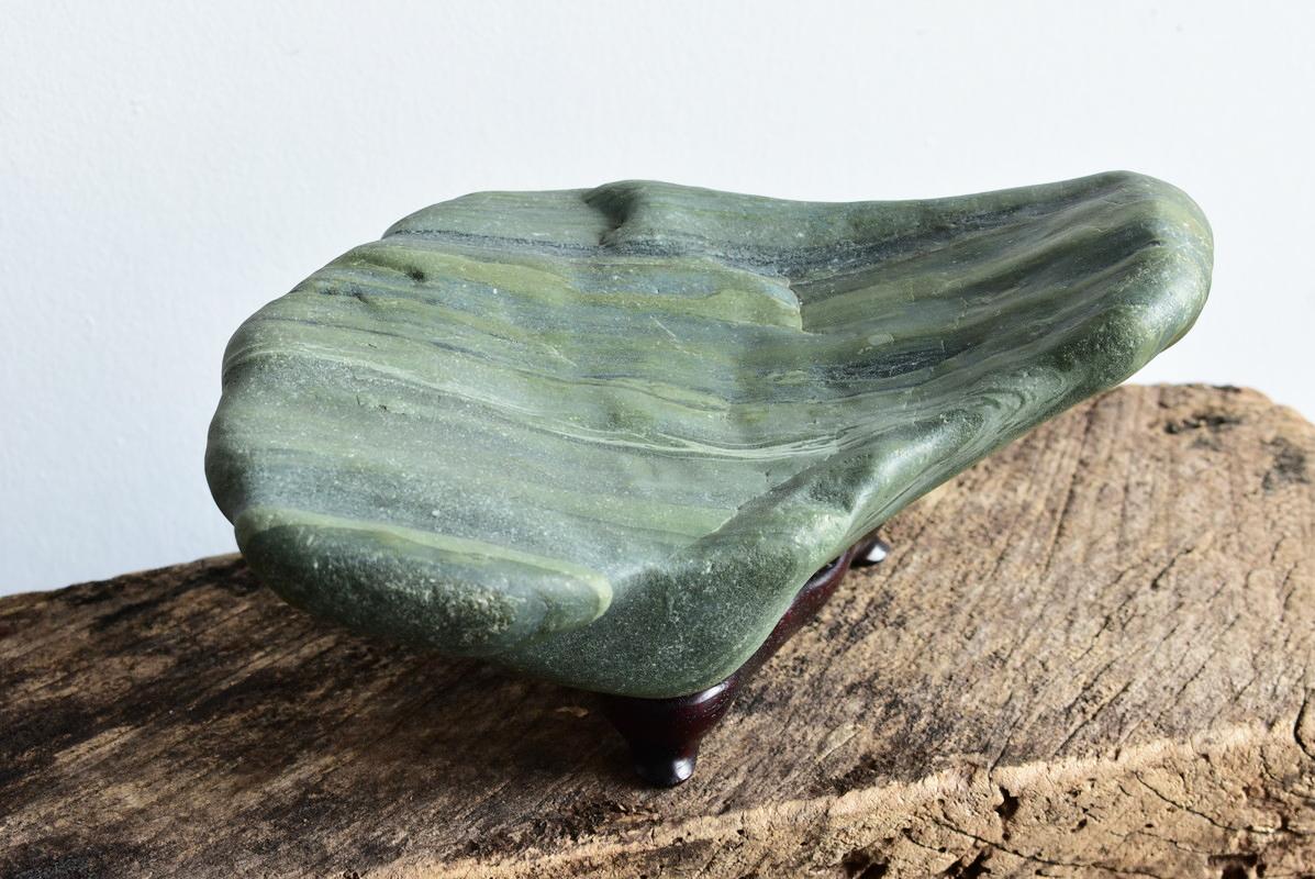 Japanese Green Old Scholar's Stone / Appreciation Stone /Wonderful