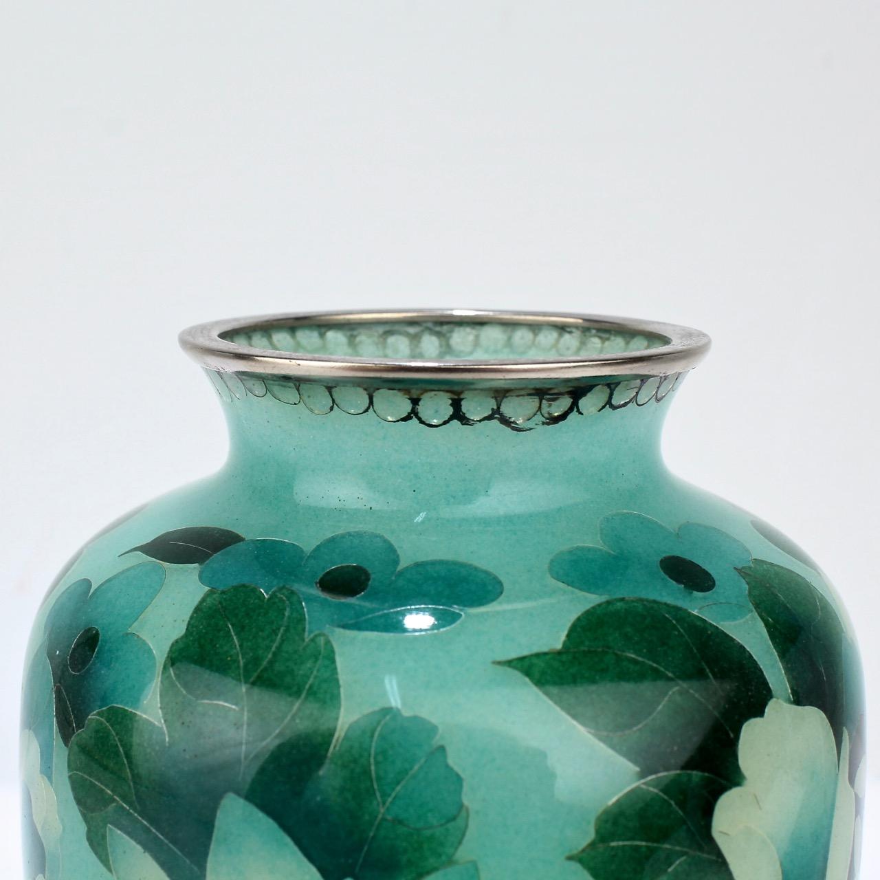 Japanese Green Plique-à-jour Enamel or Cloisonne Vase 3