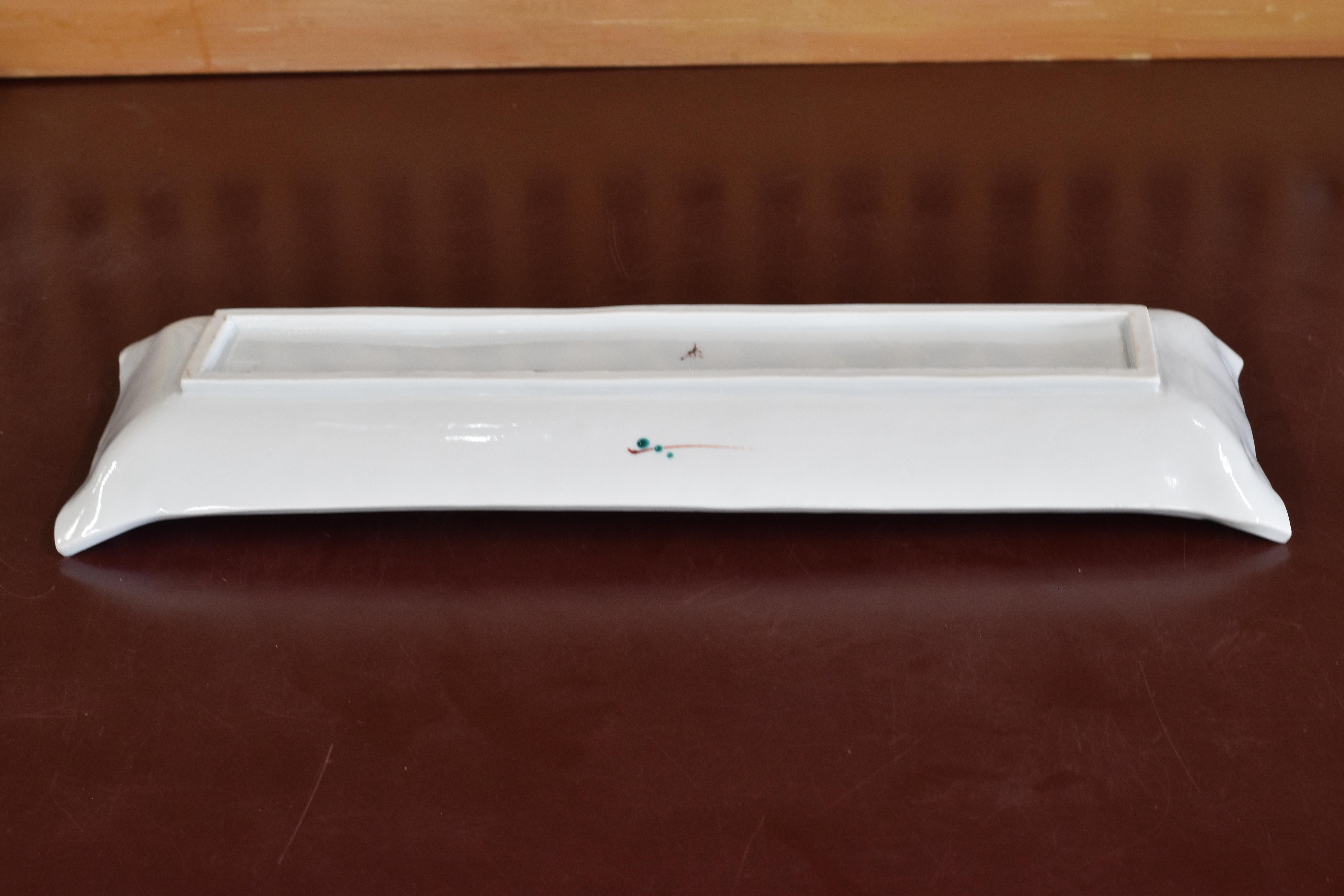 Japanische Grün-Gelb-Lila-Porzellan-Wandhalter von Masterly Artist, 2 im Angebot 3