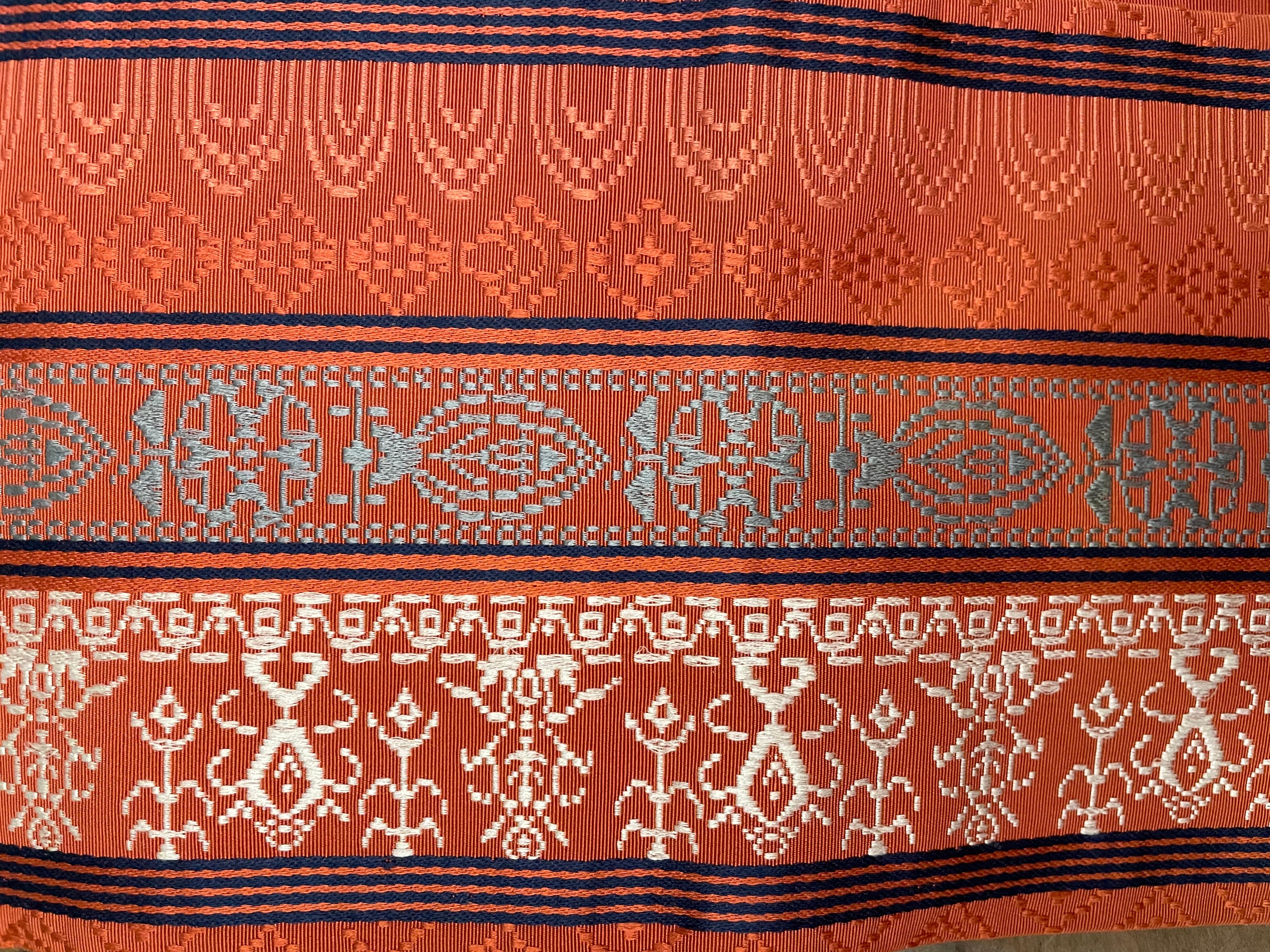 Showa Ceinture de kimono japonaise Hanhaba Obi orange avec broderie des années 1980 en vente