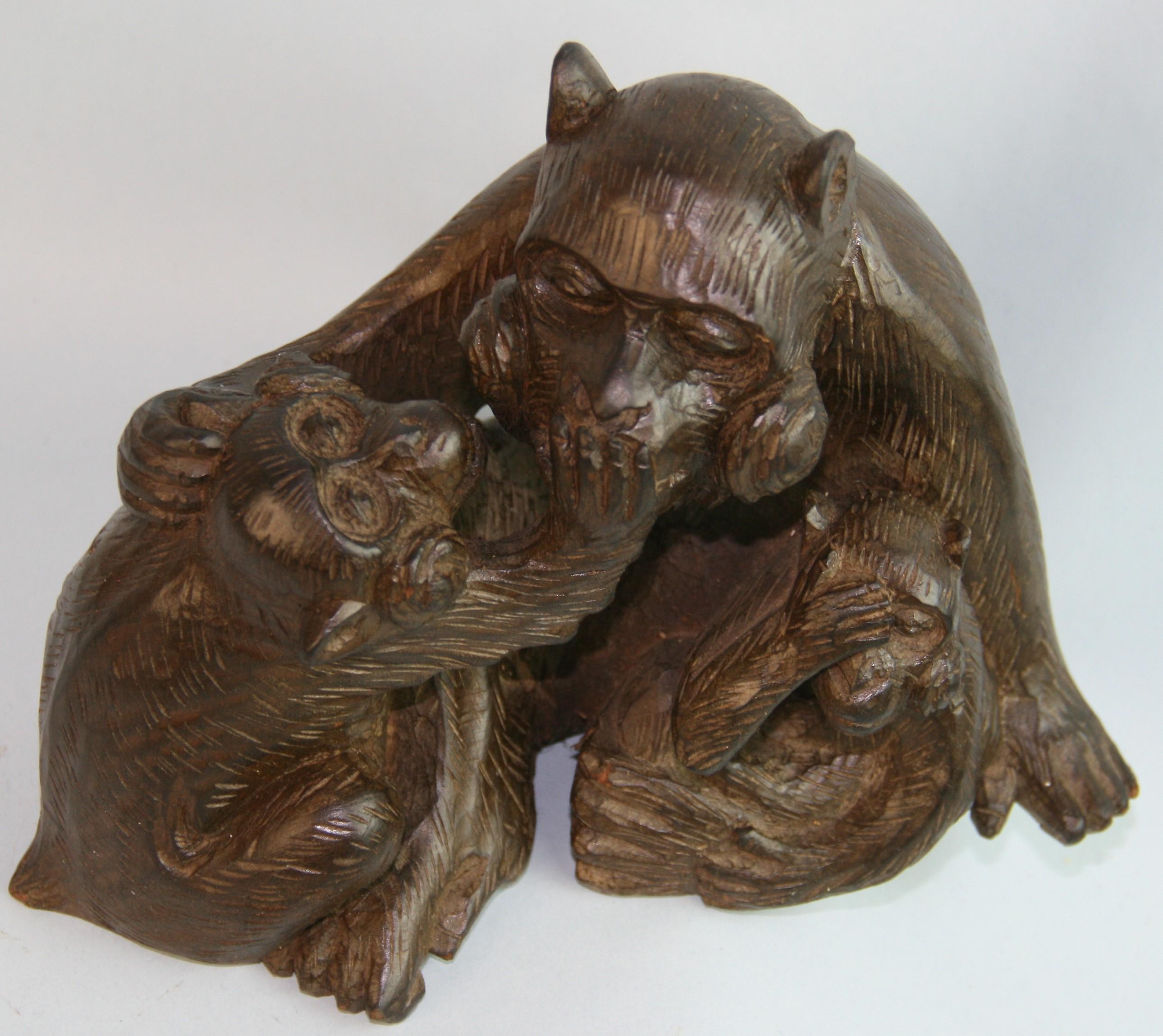 Sculpture japonaise de famille de singes sculptée à la main Hear, See and Speak No Emil en vente 8