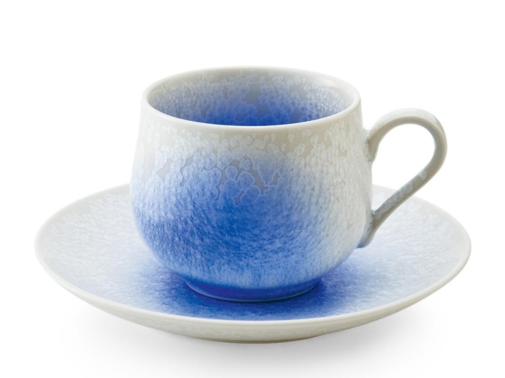 Japanese Hand-Glazed Blue Porcelain Cup and Saucer by Master Artist, 2018 In New Condition In Takarazuka, JP