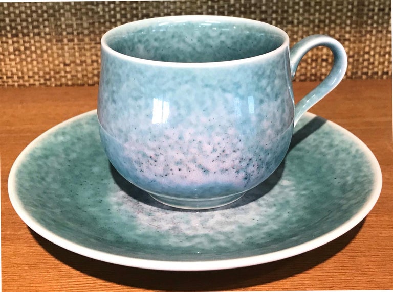 Japanese Hand-Glazed white Blue Porcelain Cup and Saucer by Master Artist For Sale 1