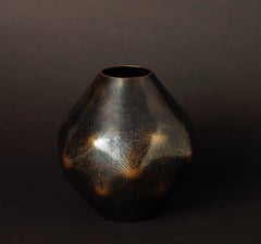 Japanese hand hammered copper vase by famous Gyokusendo