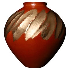 Japanese Hand-Hammered Copper Vase by Gyokusendō — Signed, with Original Tomobak