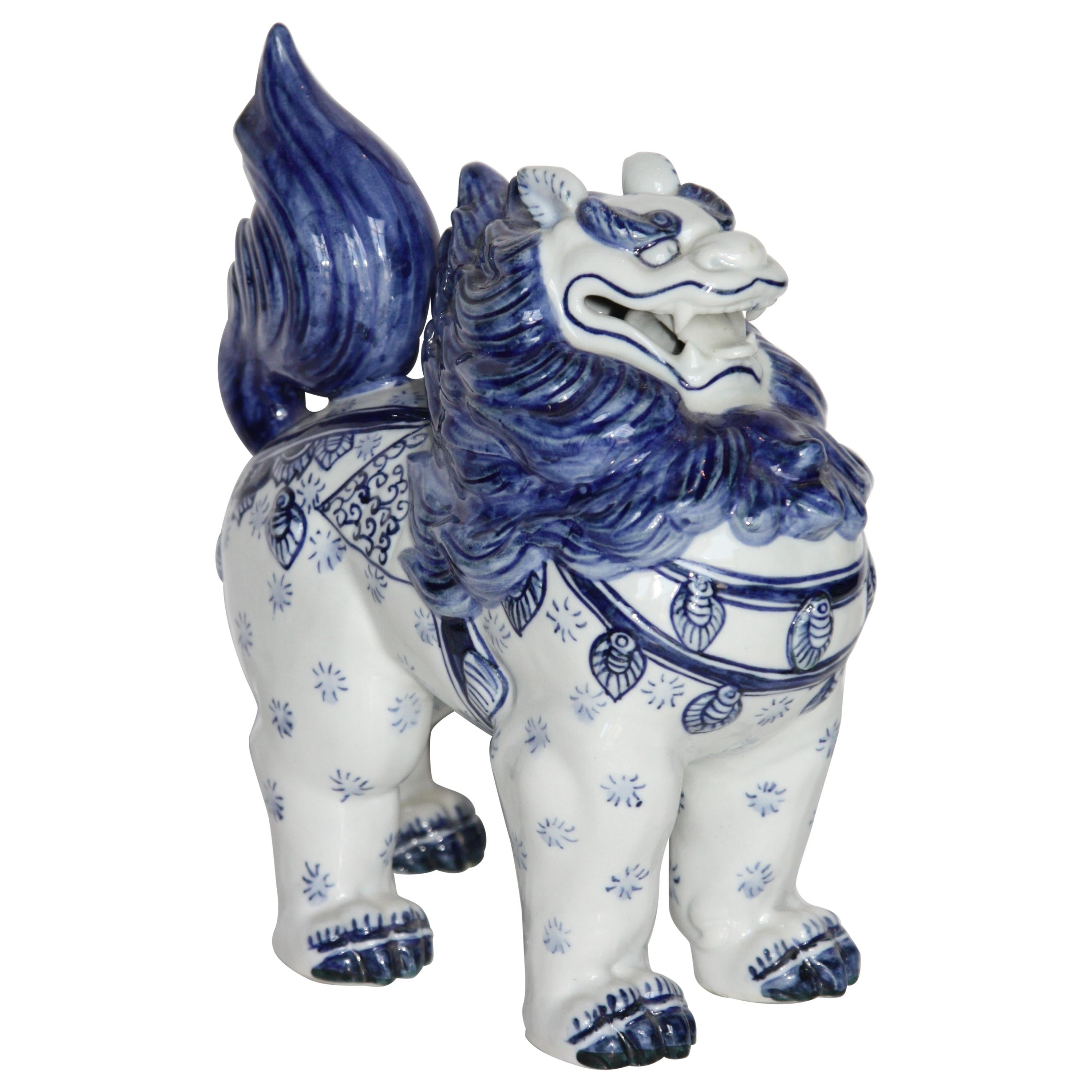 Japanese Hand Painted Blue and White Foo-Lion Sculpture For Sale