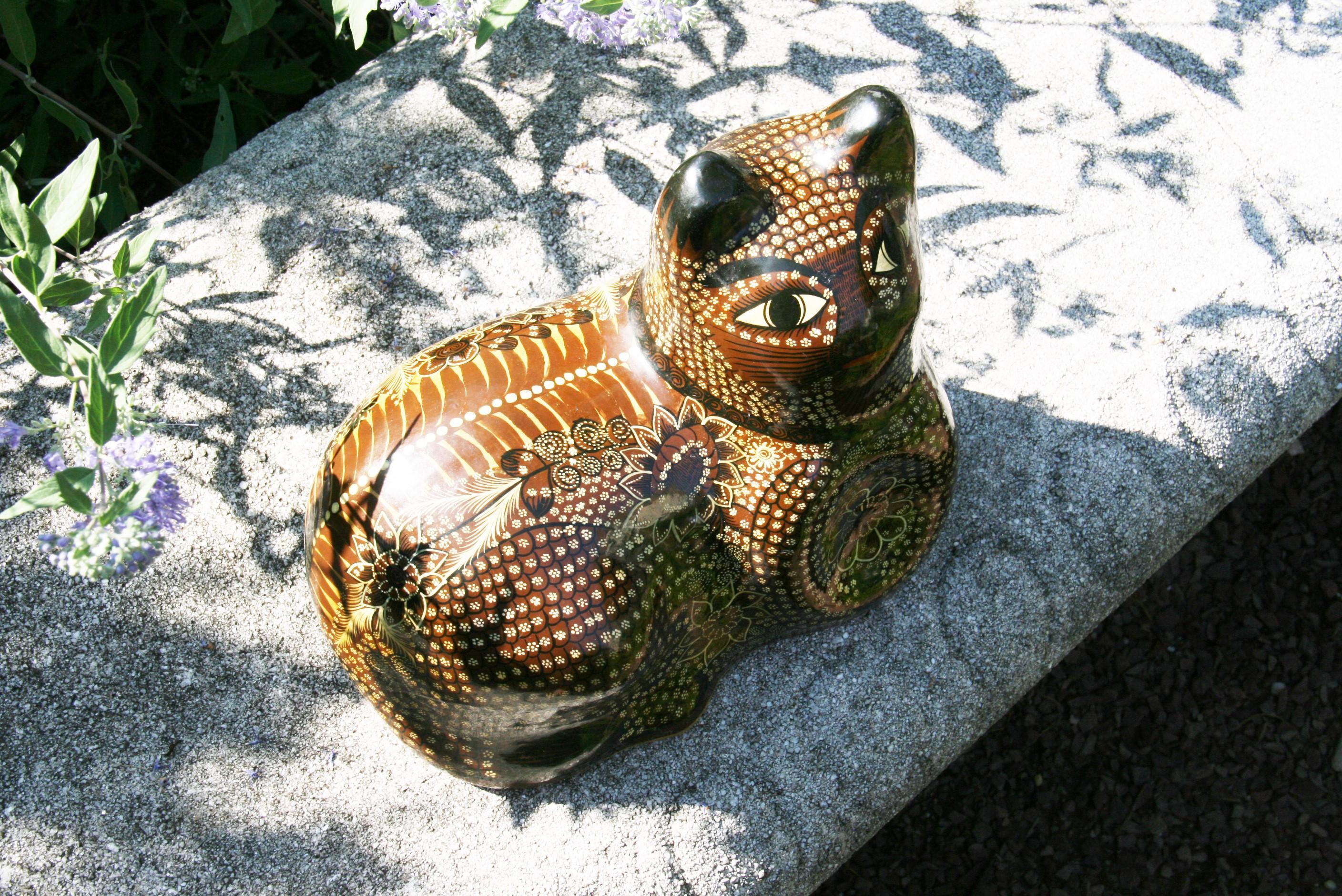 Japanese Hand Painted Ceramic Cat Sculpture For Sale 1