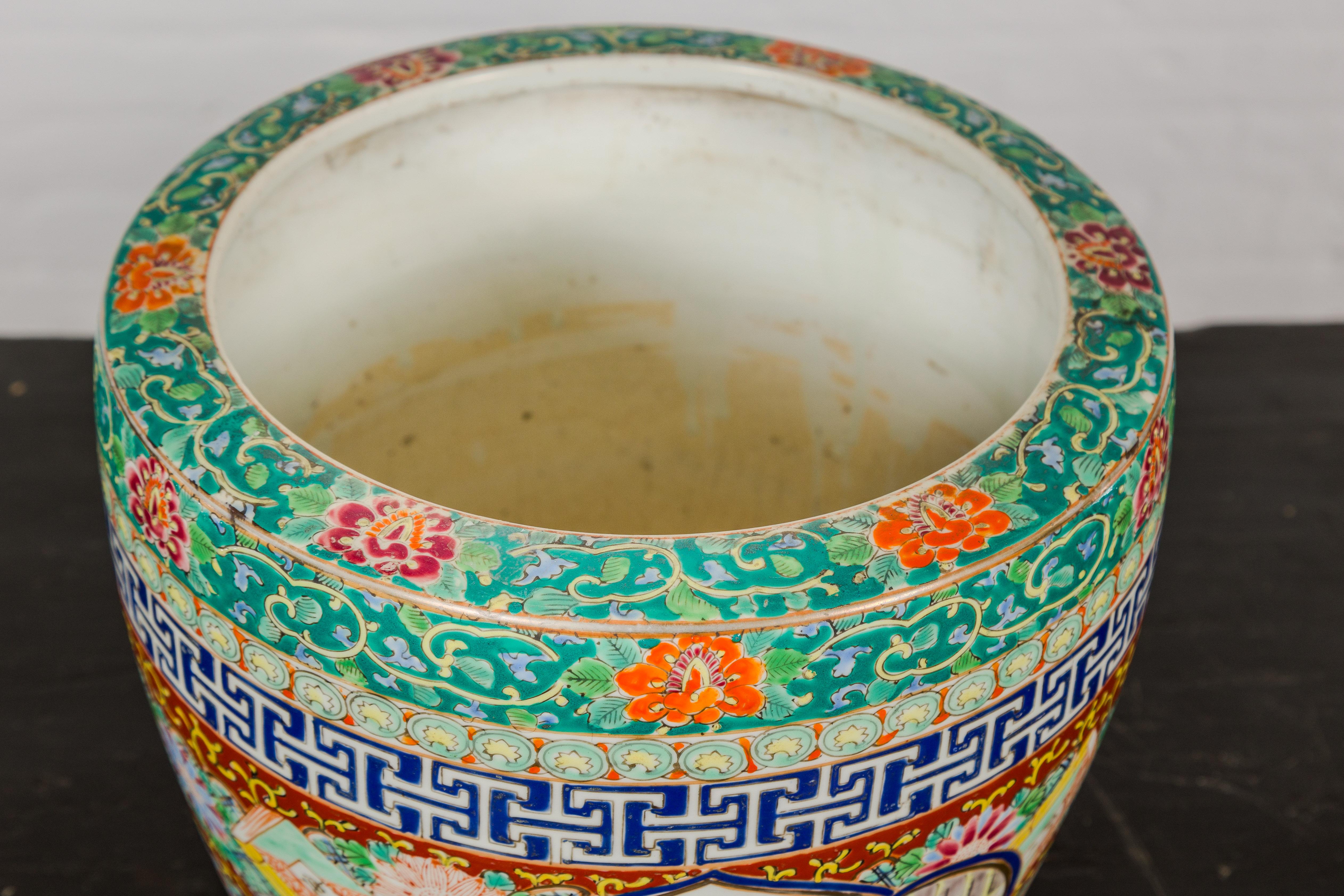 Jardinière japonaise Imari peinte à la main avec paysages, fleurs et livres en vente 4
