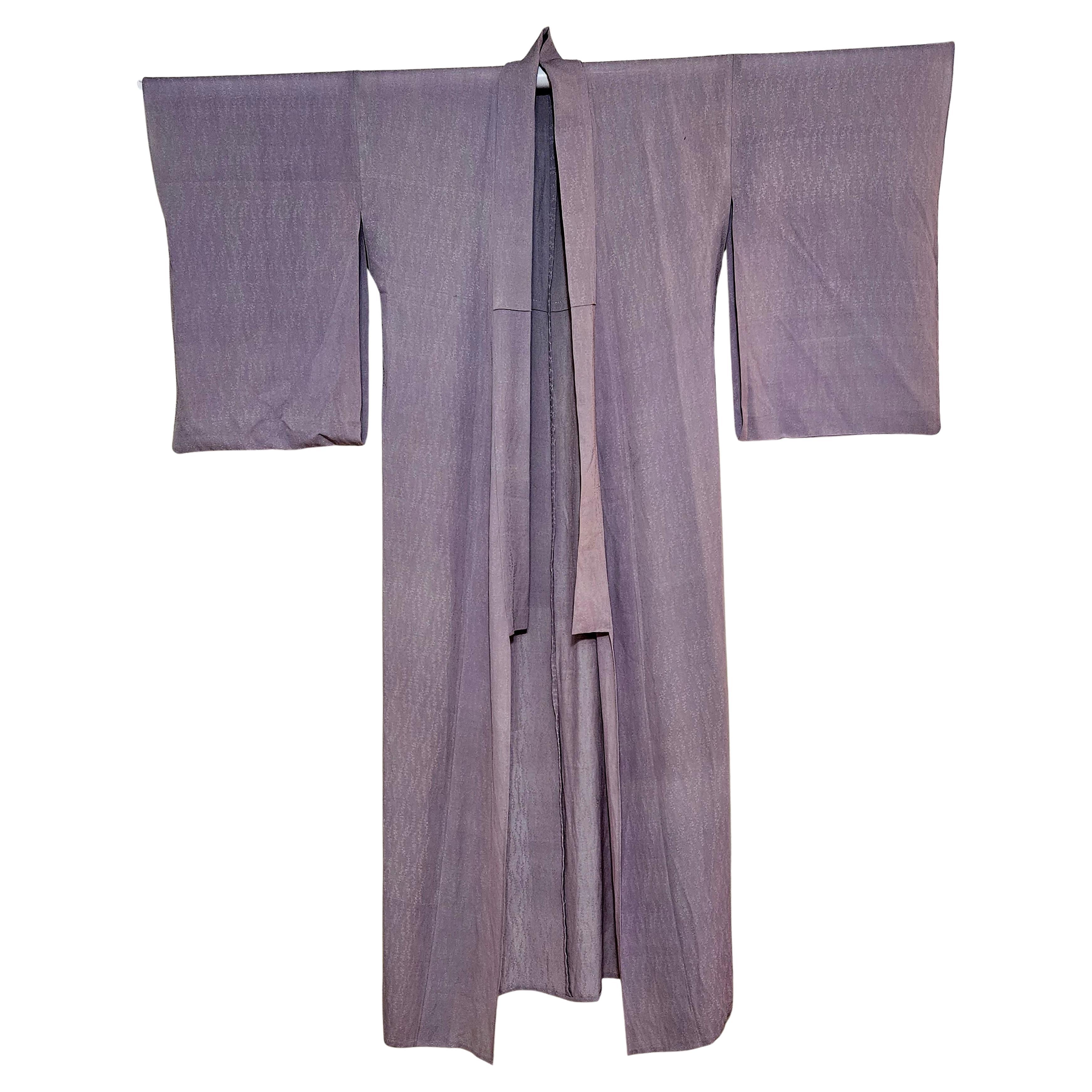 Japanischer handgefertigter langer Seiden-Kimono für Männer #1 von 1955 im Angebot