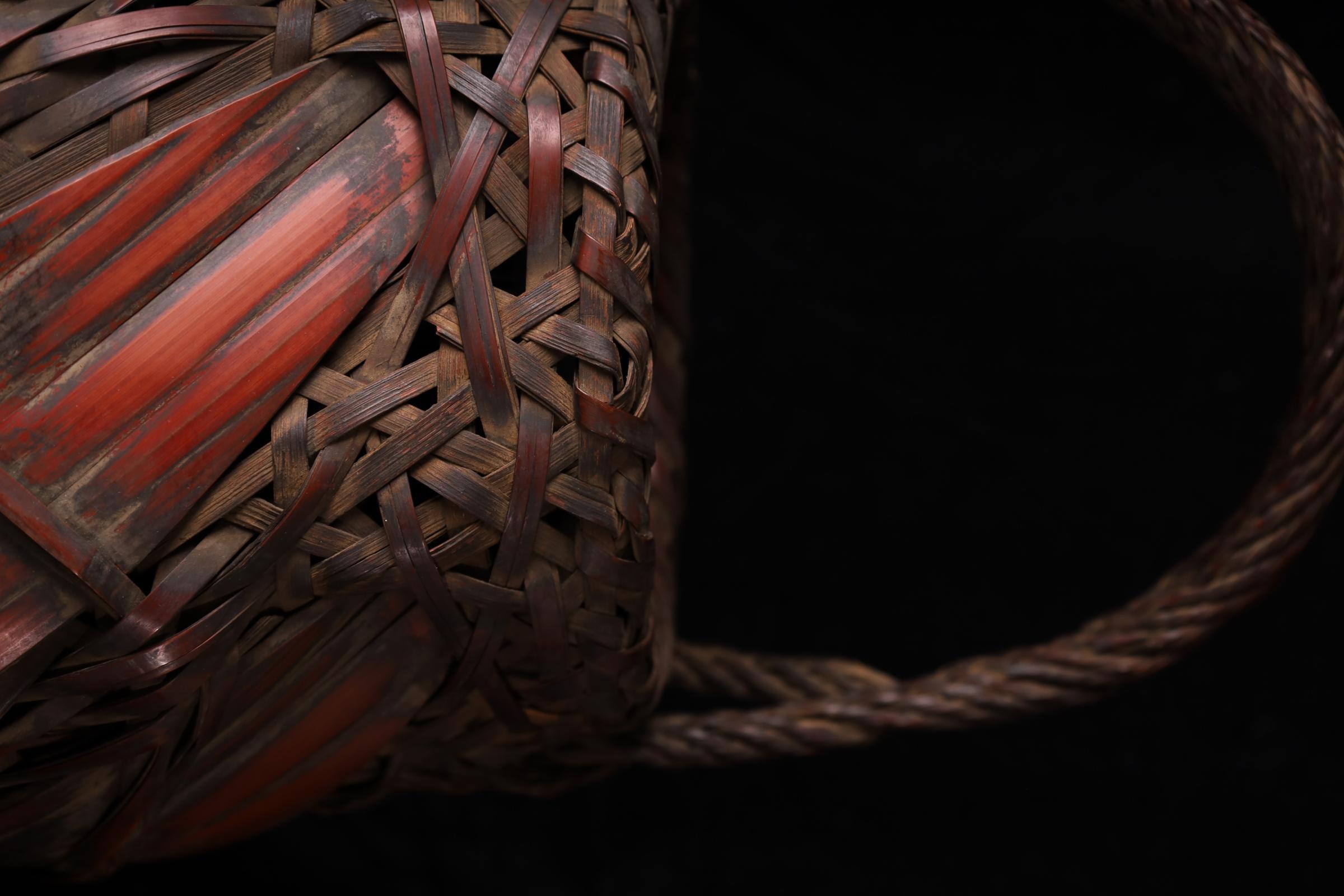 Japanischer handgeflochtener Ikebana-Korb aus Bambus - Anfang 20. im Angebot 6