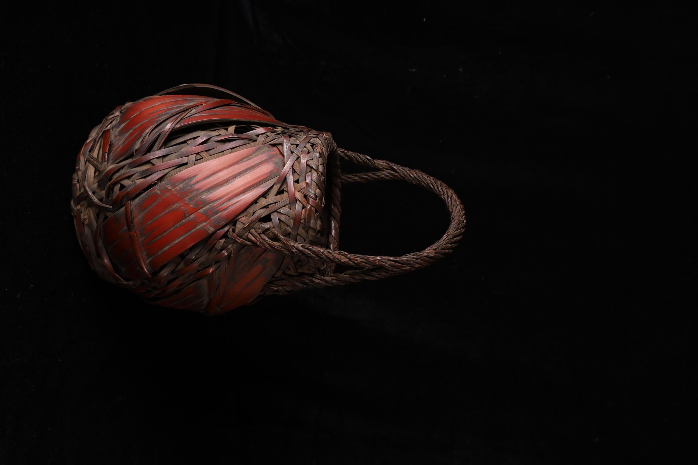 Japanischer handgeflochtener Ikebana-Korb aus Bambus - Anfang 20. (20. Jahrhundert) im Angebot