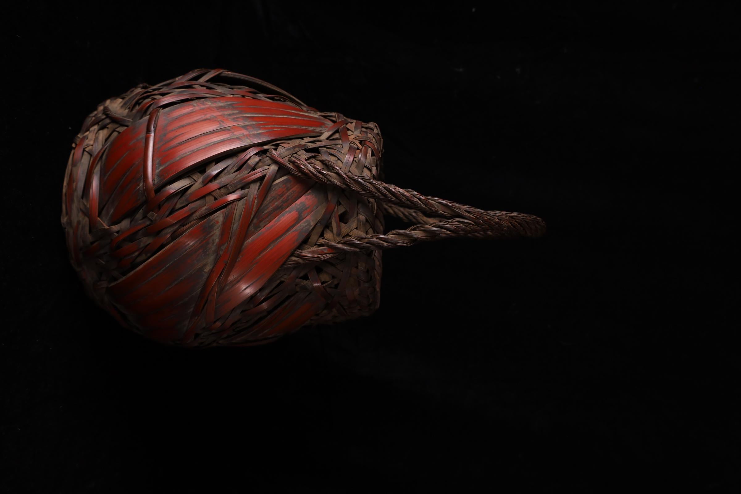 Japanischer handgeflochtener Ikebana-Korb aus Bambus - Anfang 20. im Angebot 3