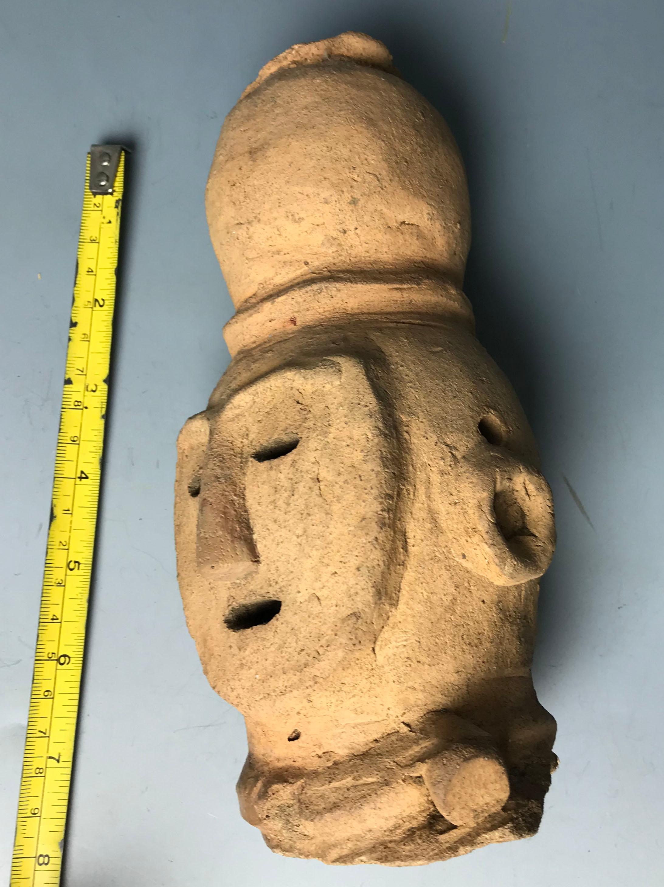 Antike japanische Haniwa-Terrakotta-Figur, Kofun C, 6. Jahrhundert, Asiatische Kunst im Zustand „Gut“ im Angebot in London, GB